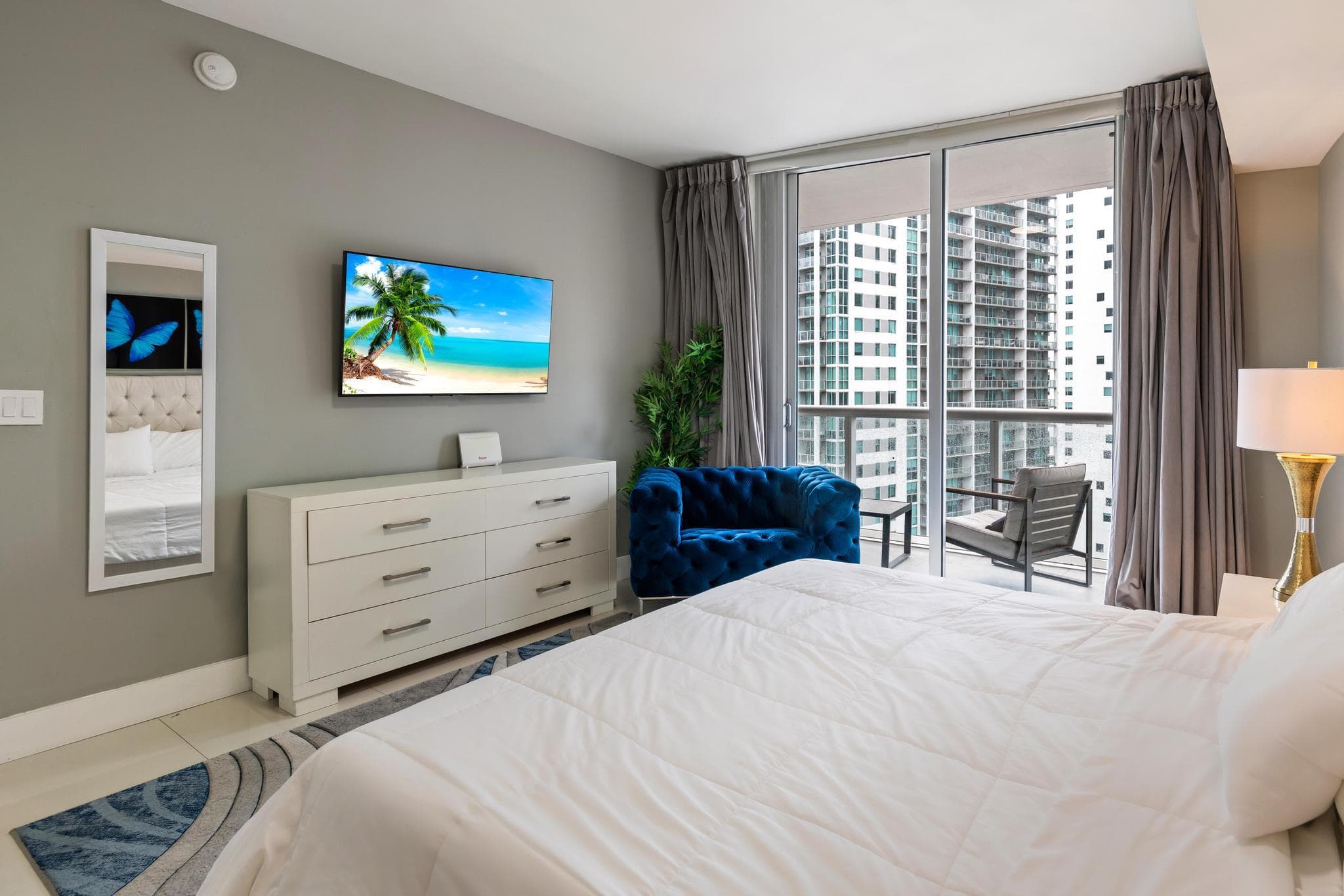 485 Brickell Avenue 2506, Miami, FL 33131 19