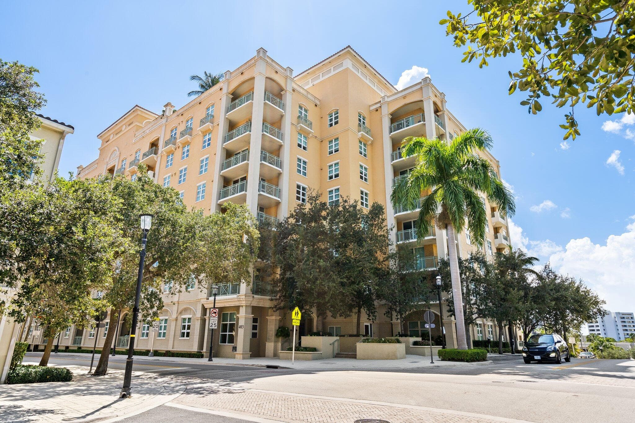 403 S Sapodilla Avenue 806, West Palm Beach, FL 33401 11