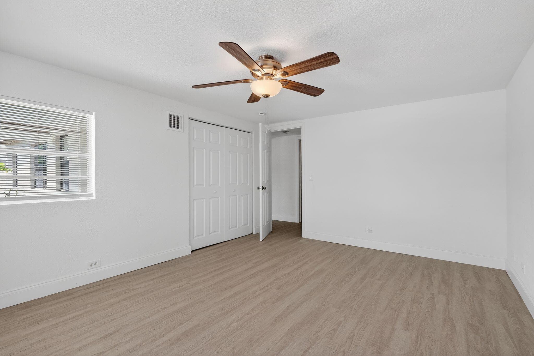 3600 SW 46th Avenue, West Park, FL 33023 10