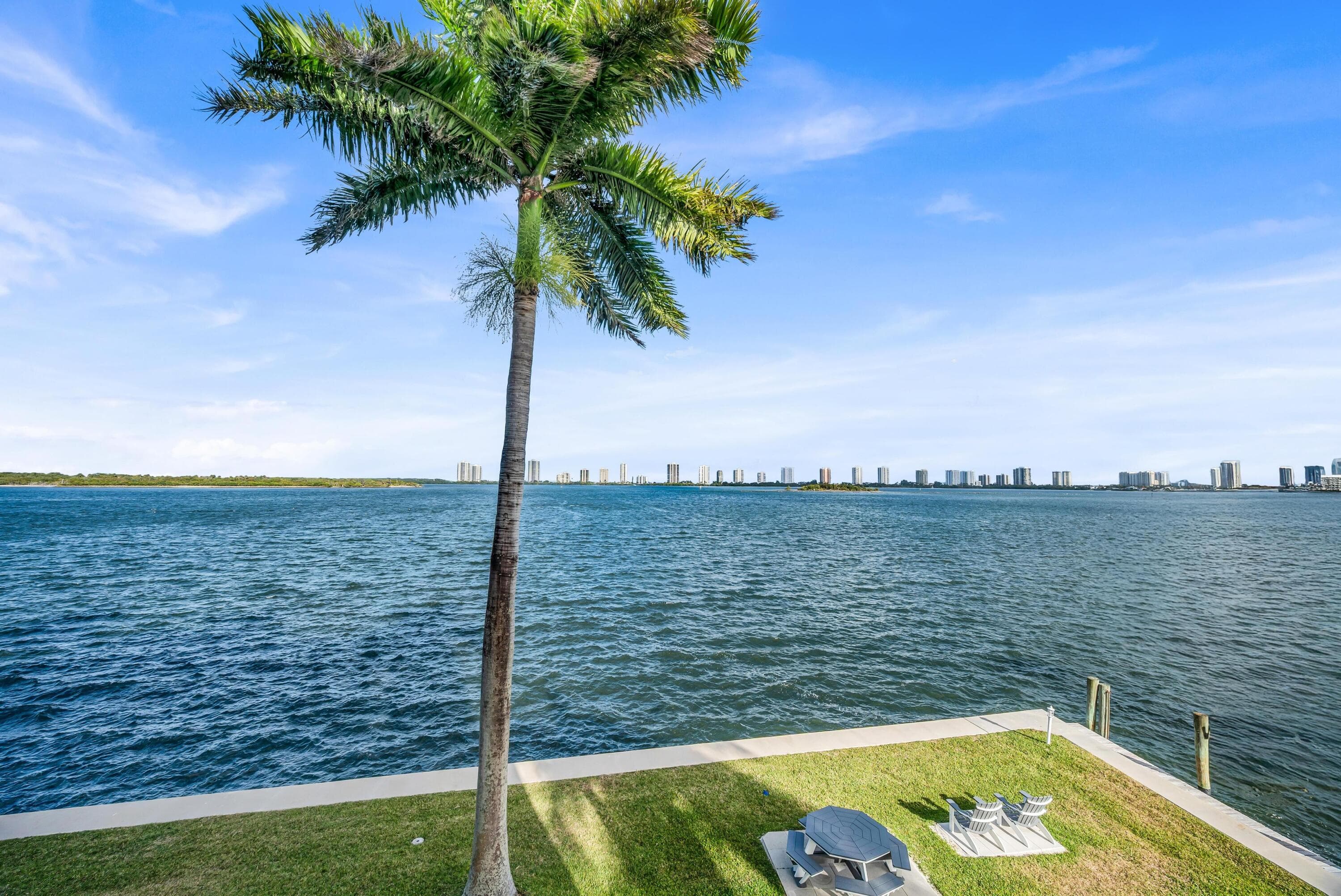100 Paradise Harbour Boulevard 304, North Palm Beach, FL 33408 10