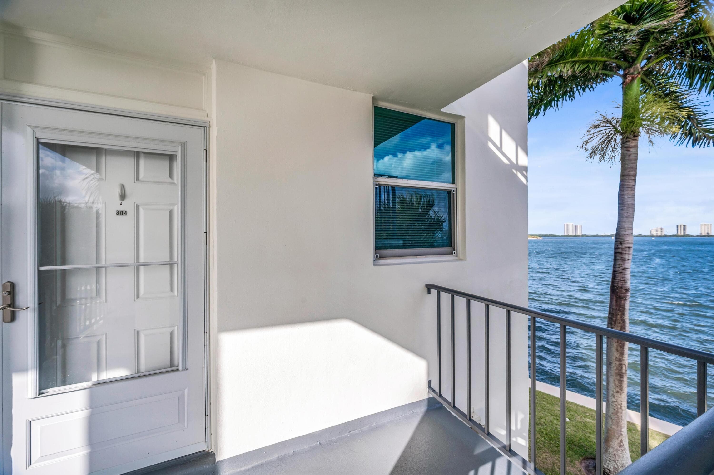 100 Paradise Harbour Boulevard 304, North Palm Beach, FL 33408 22