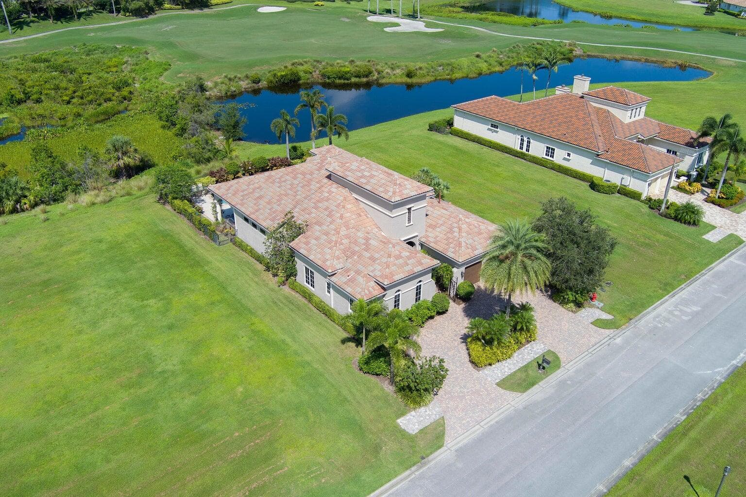 138 SE Via San Marino, Port St. Lucie, FL 34984 37
