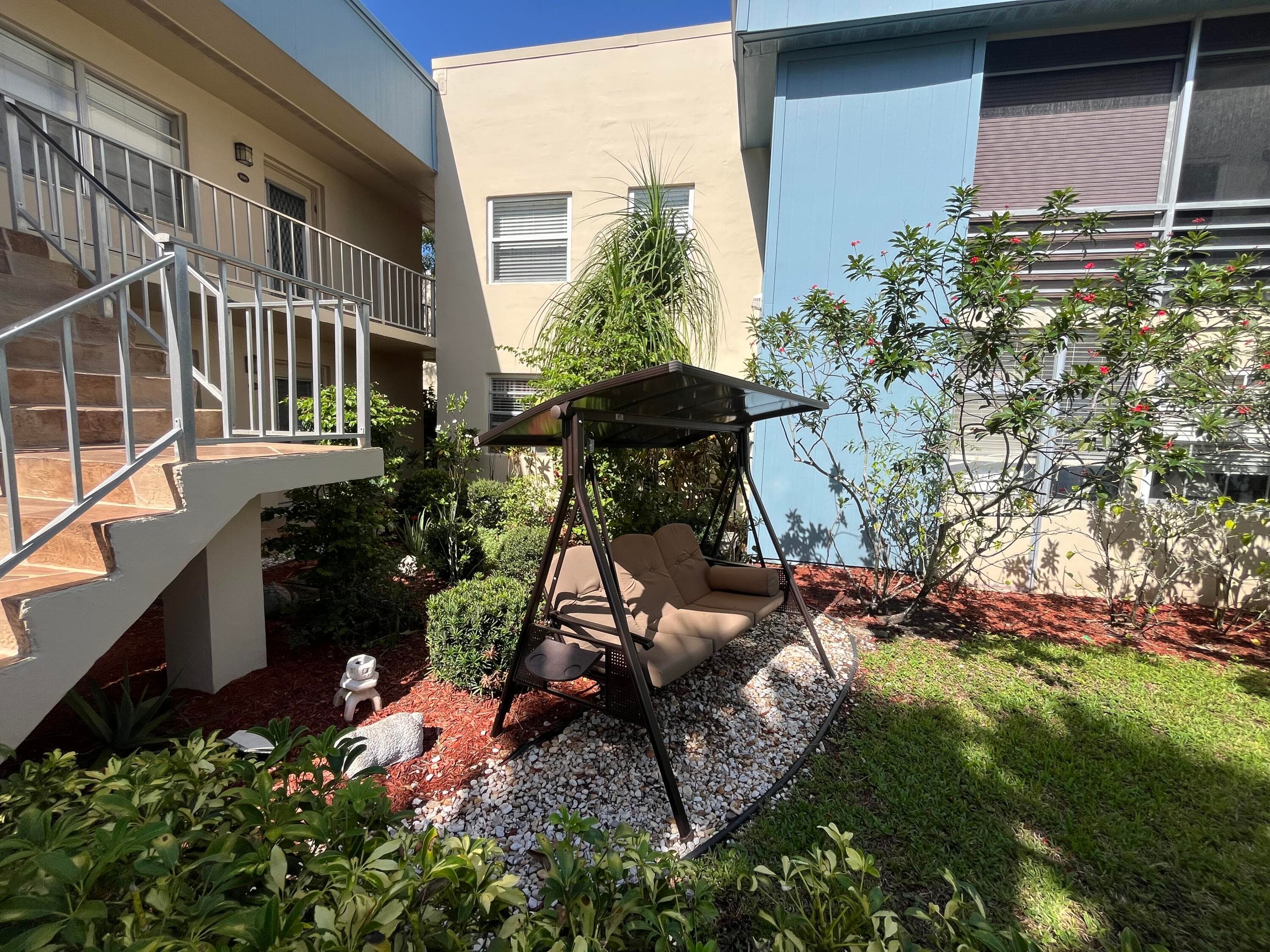897 Flanders S 897, Delray Beach, FL 33484 2
