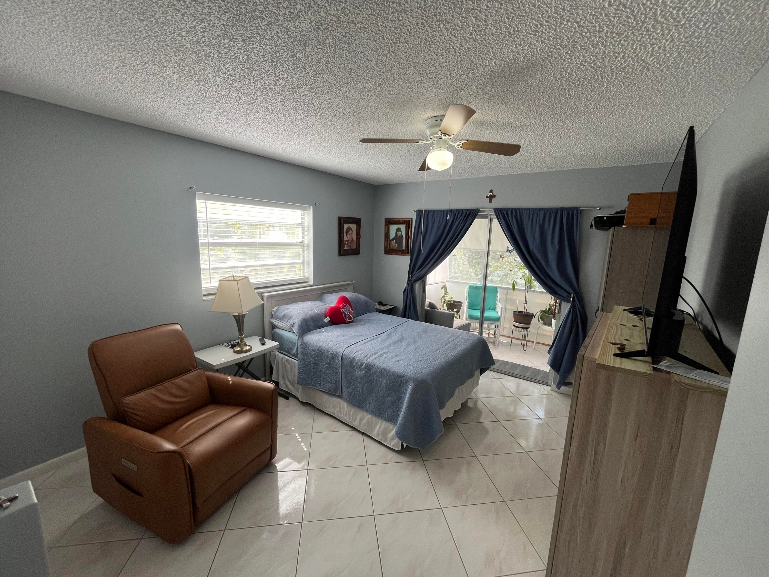 897 Flanders S 897, Delray Beach, FL 33484 18