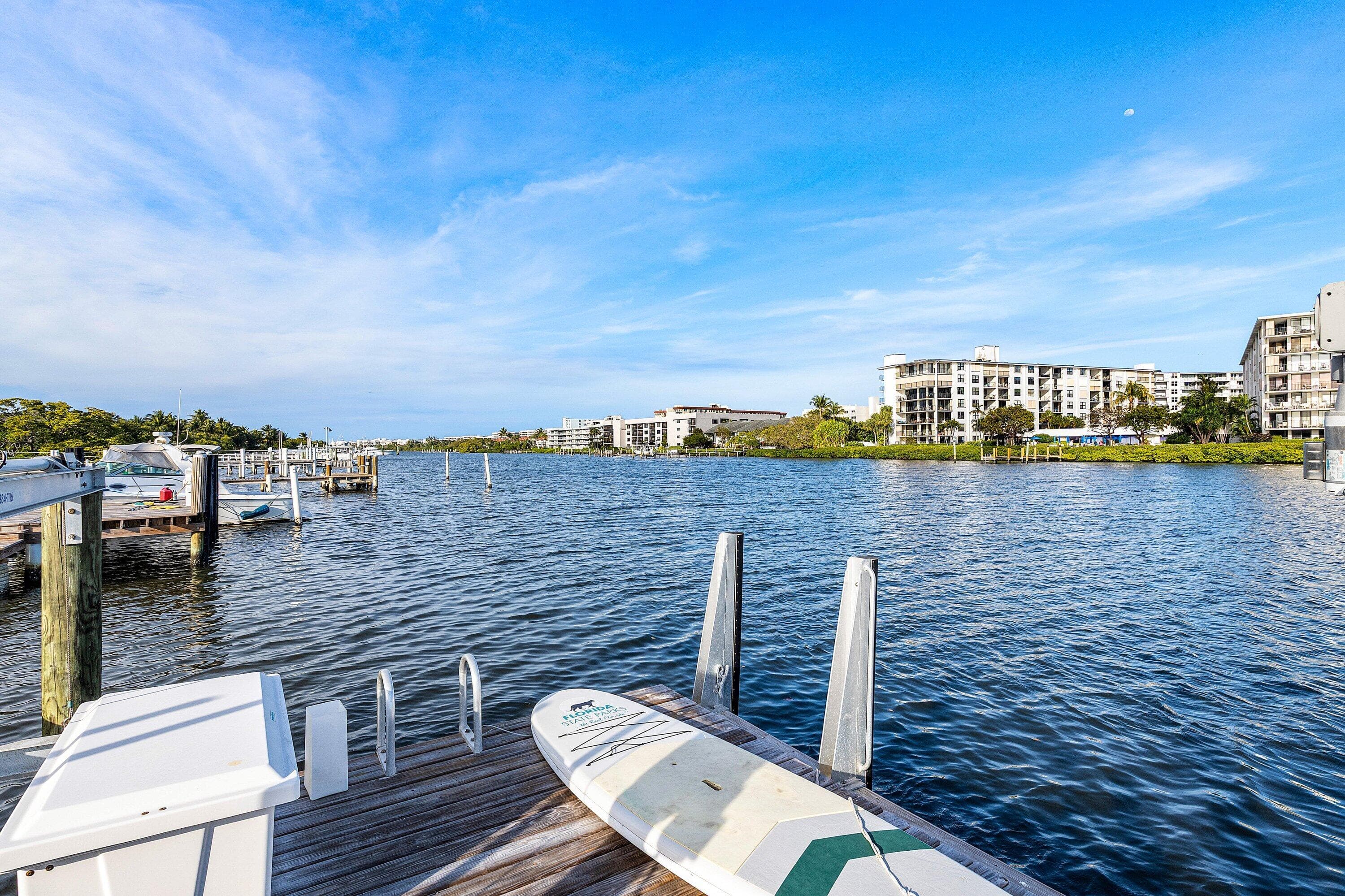 820 N Atlantic Drive, Lantana, FL 33462 19