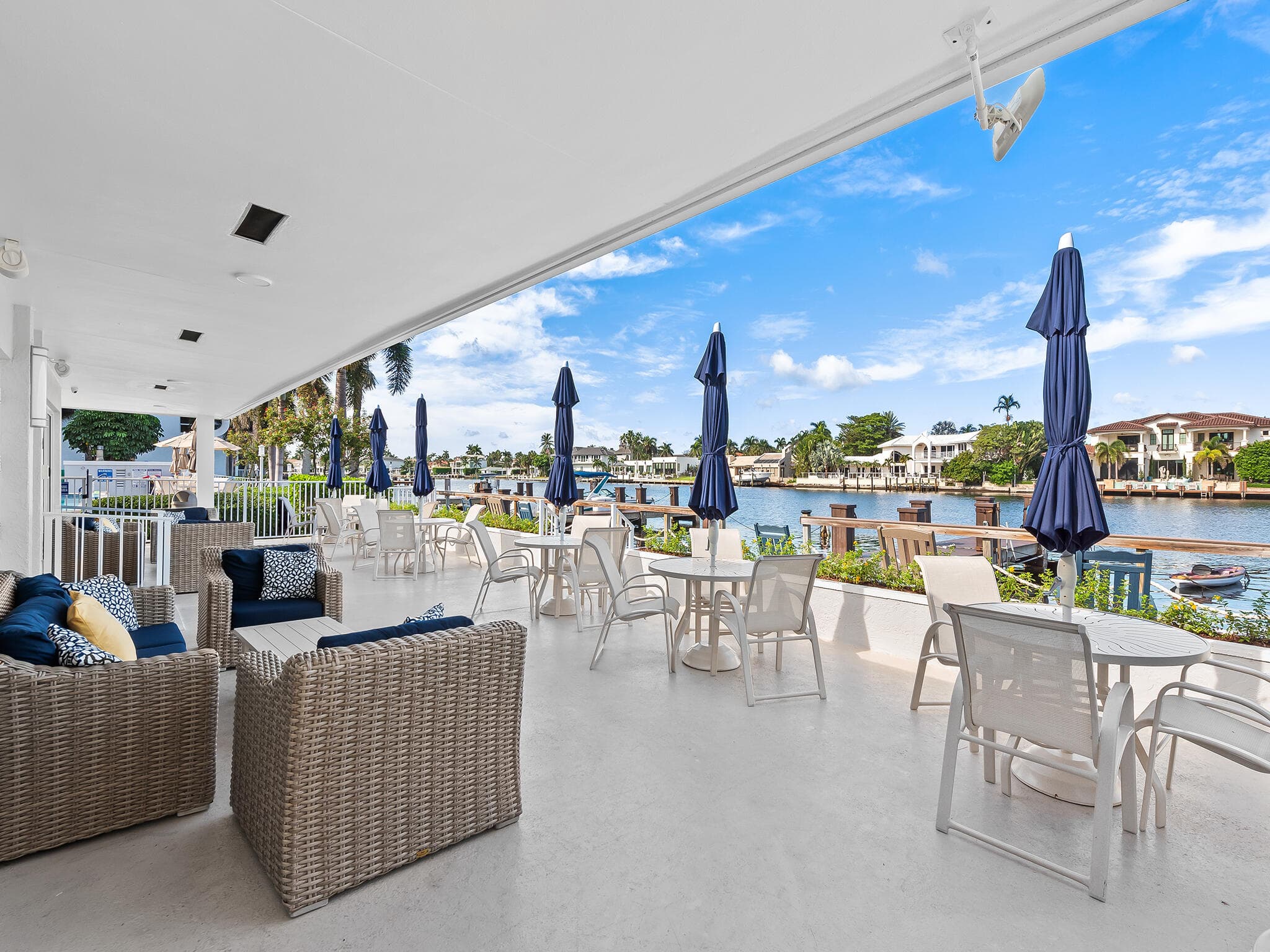 3310 S Ocean Boulevard 525-d, Highland Beach, FL 33487 33