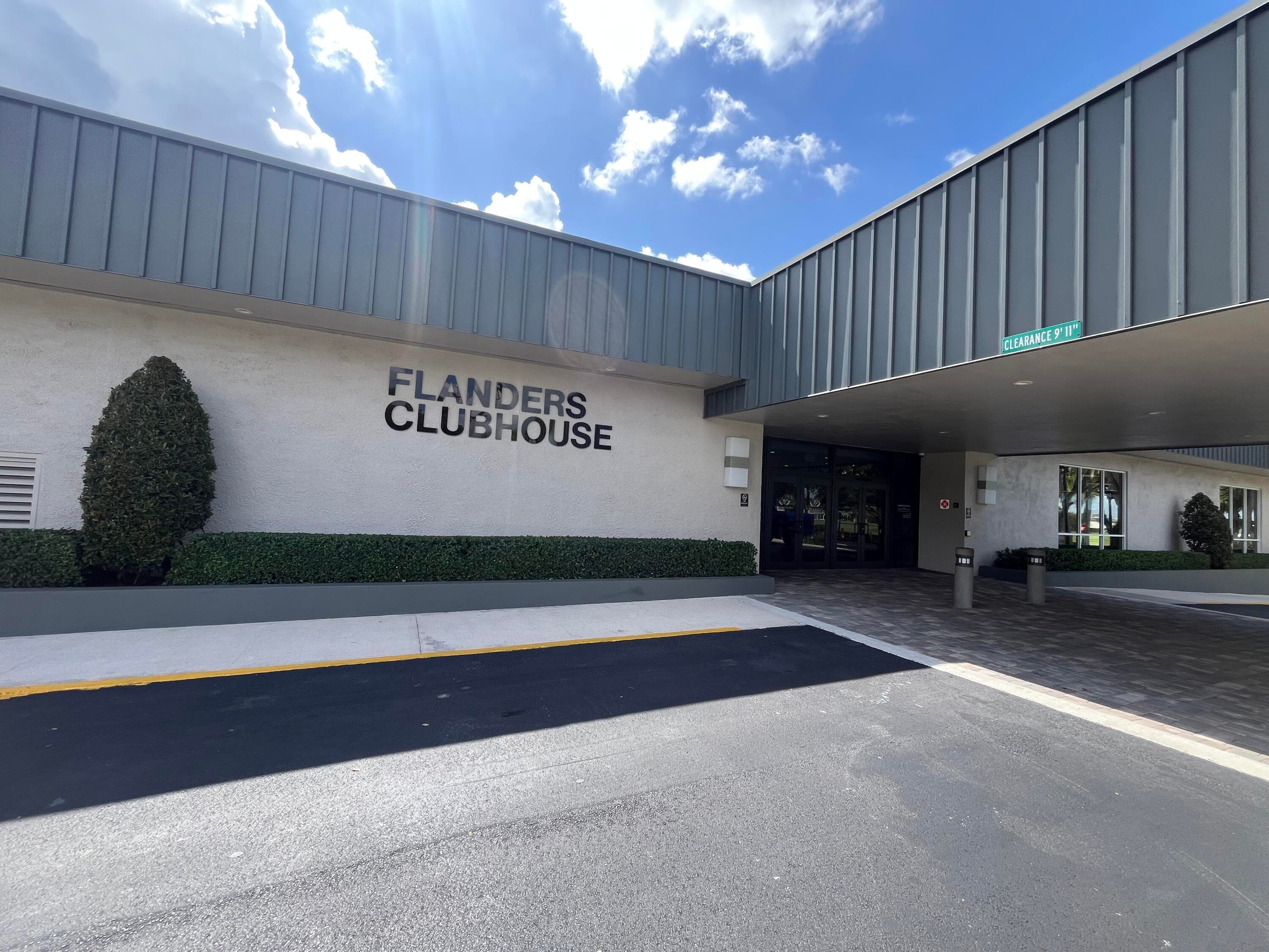 897 Flanders S 897, Delray Beach, FL 33484 27