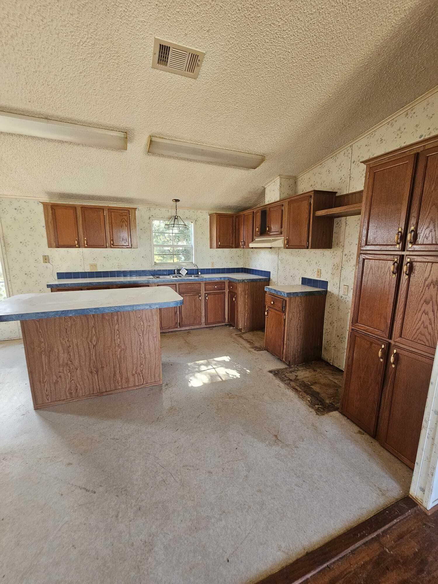 18420 NW 278 Street, Okeechobee, FL 34972 8
