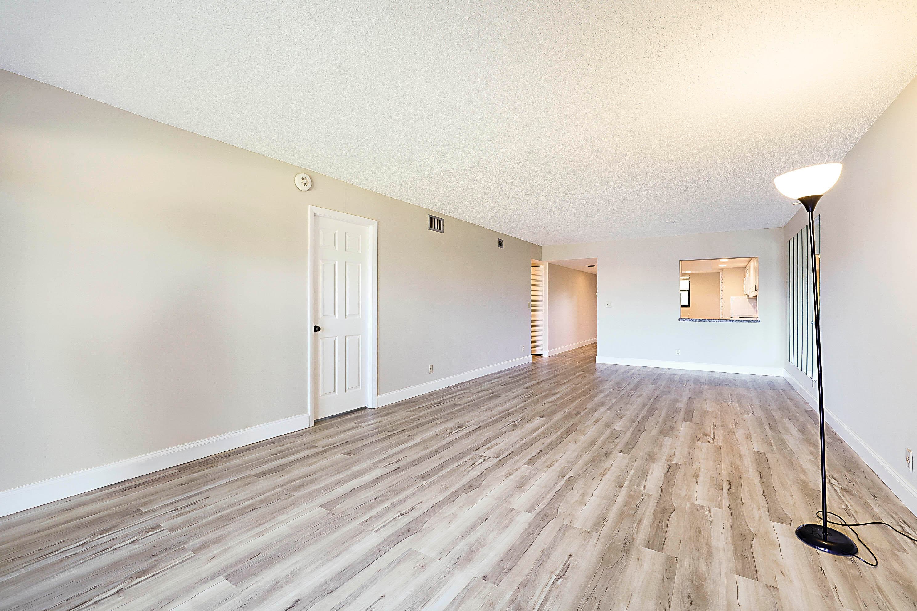 1036 Us Highway 1 216, North Palm Beach, FL 33408 16