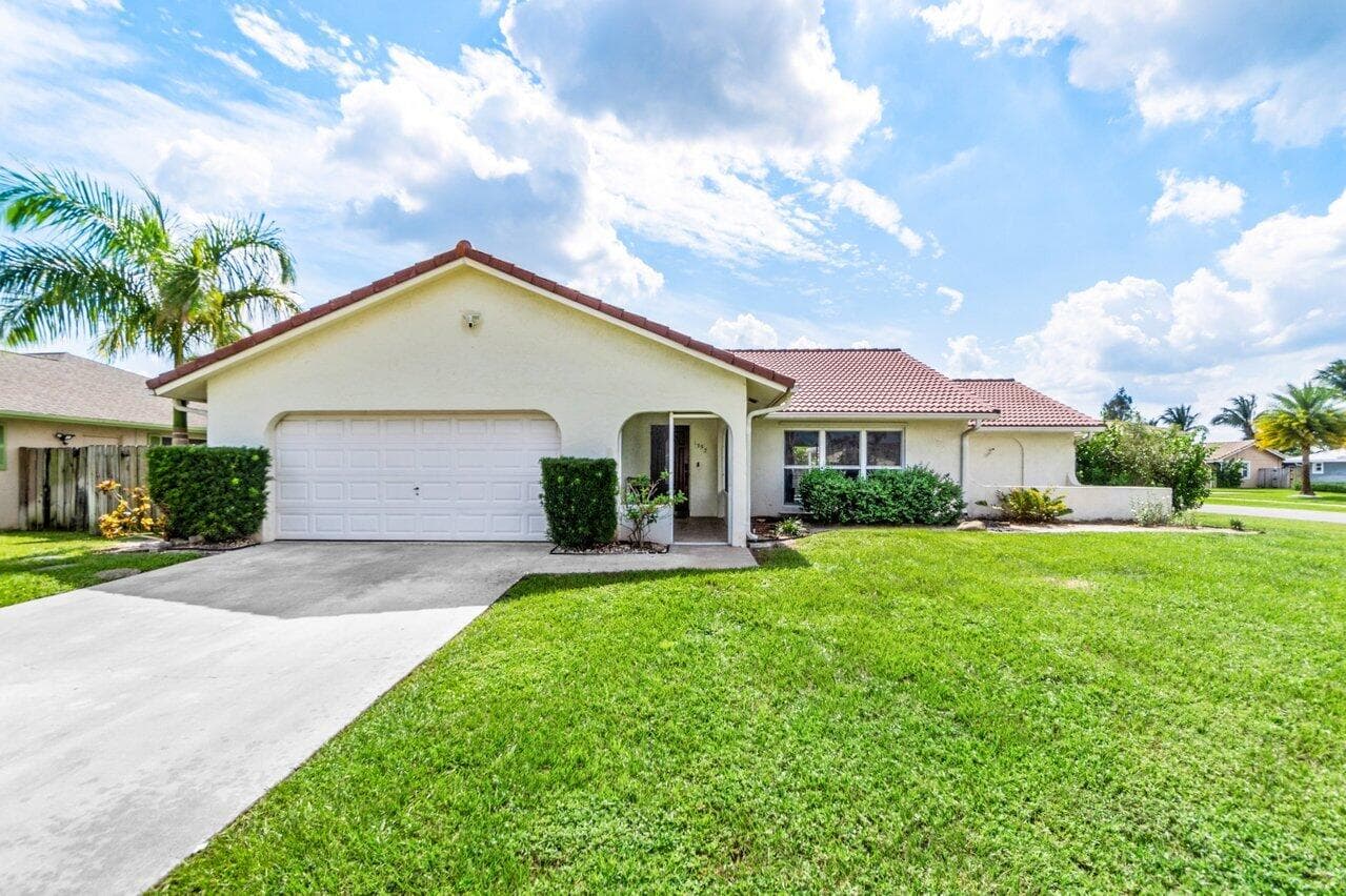 1352 Wyndcliff Drive, Wellington, FL 33414 25