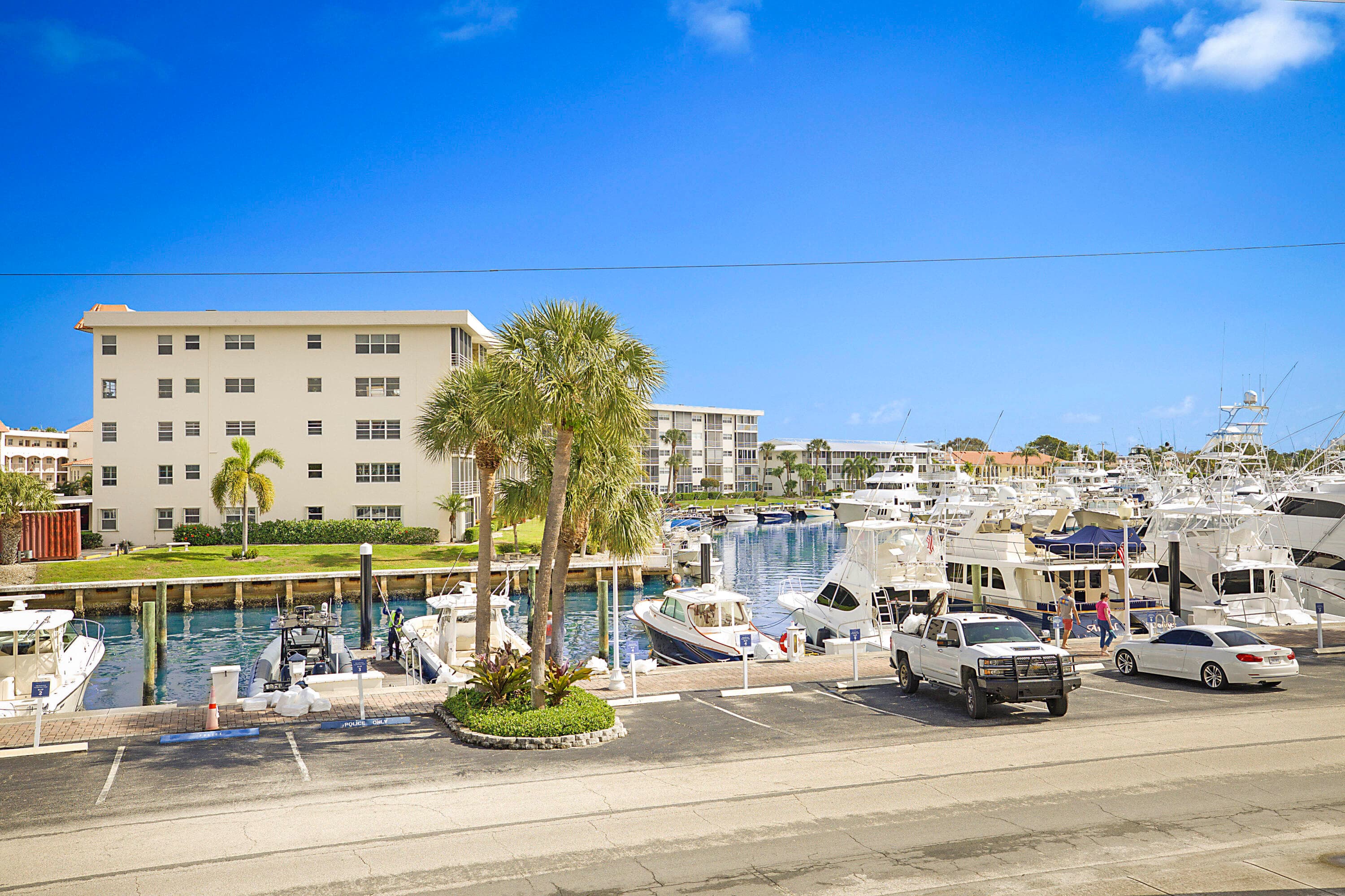 1036 Us Highway 1 216, North Palm Beach, FL 33408 29