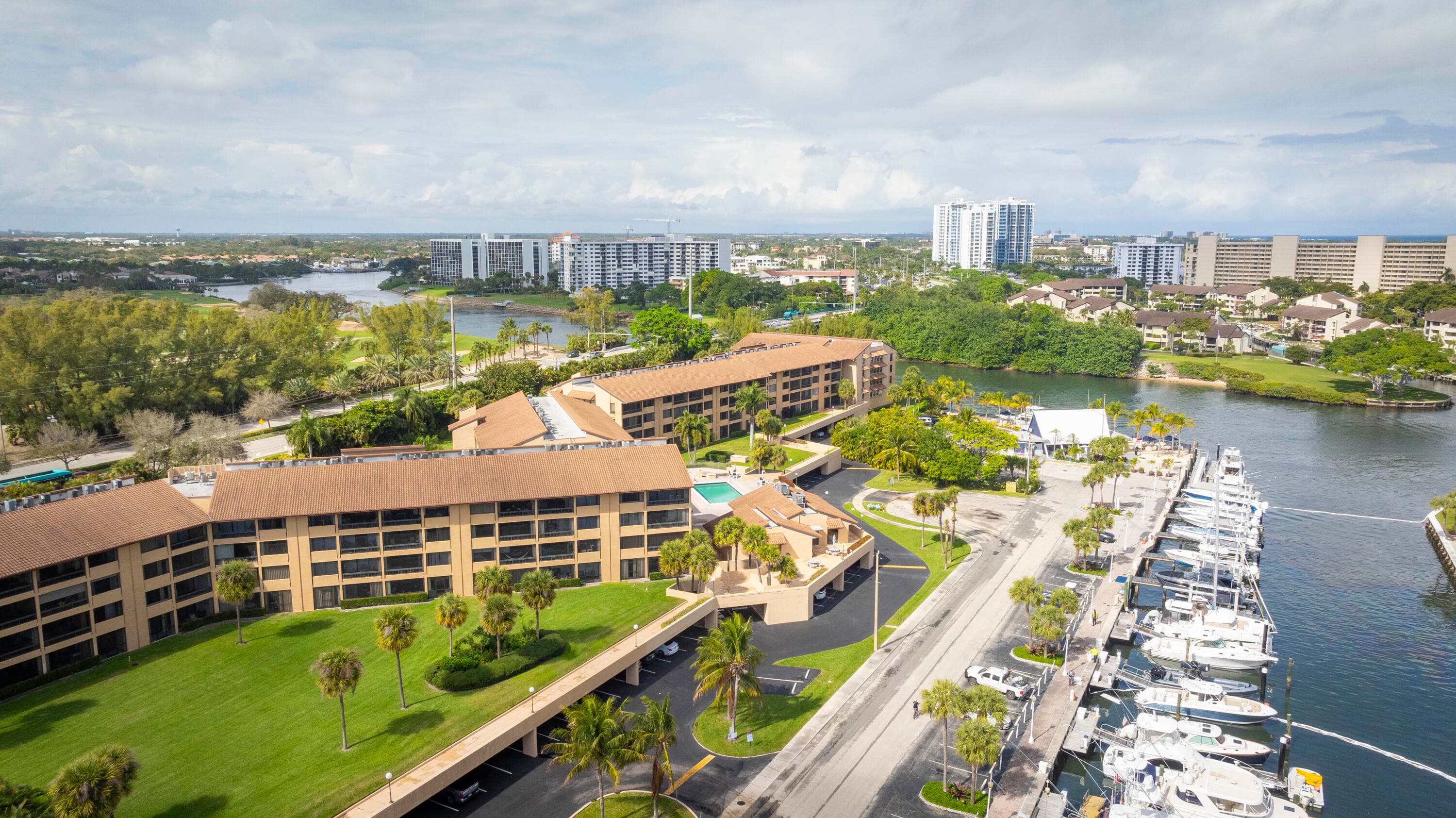 1036 Us Highway 1 216, North Palm Beach, FL 33408 37
