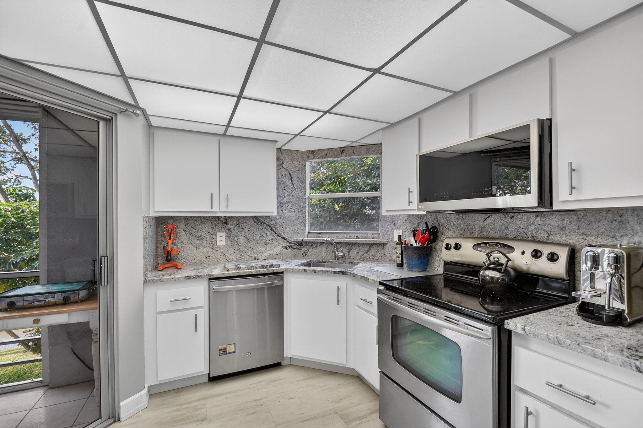 3524 Via Poinciana 303, Lake Worth, FL 33467 29