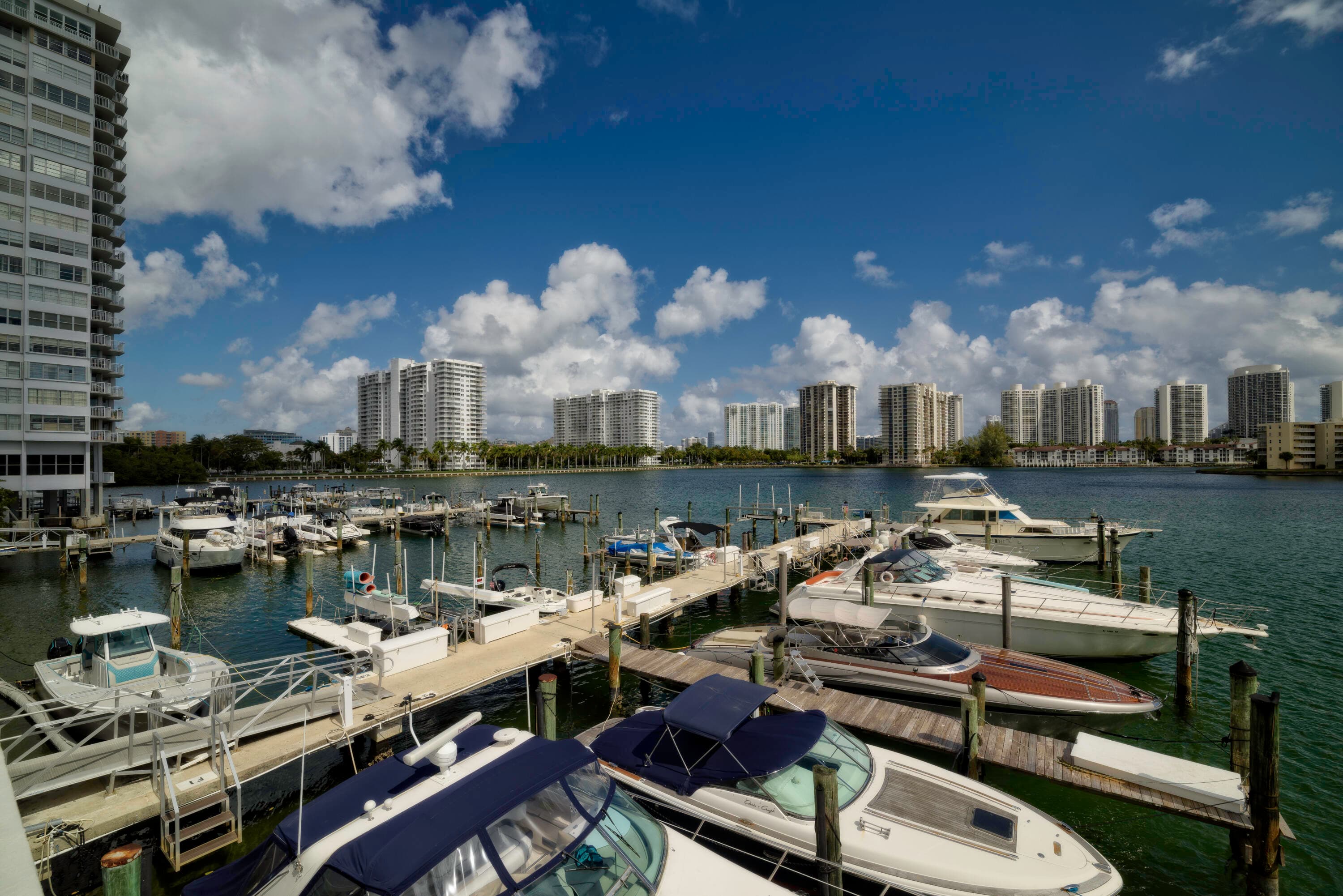 18081 Biscayne Boulevard 403, Aventura, FL 33160 18