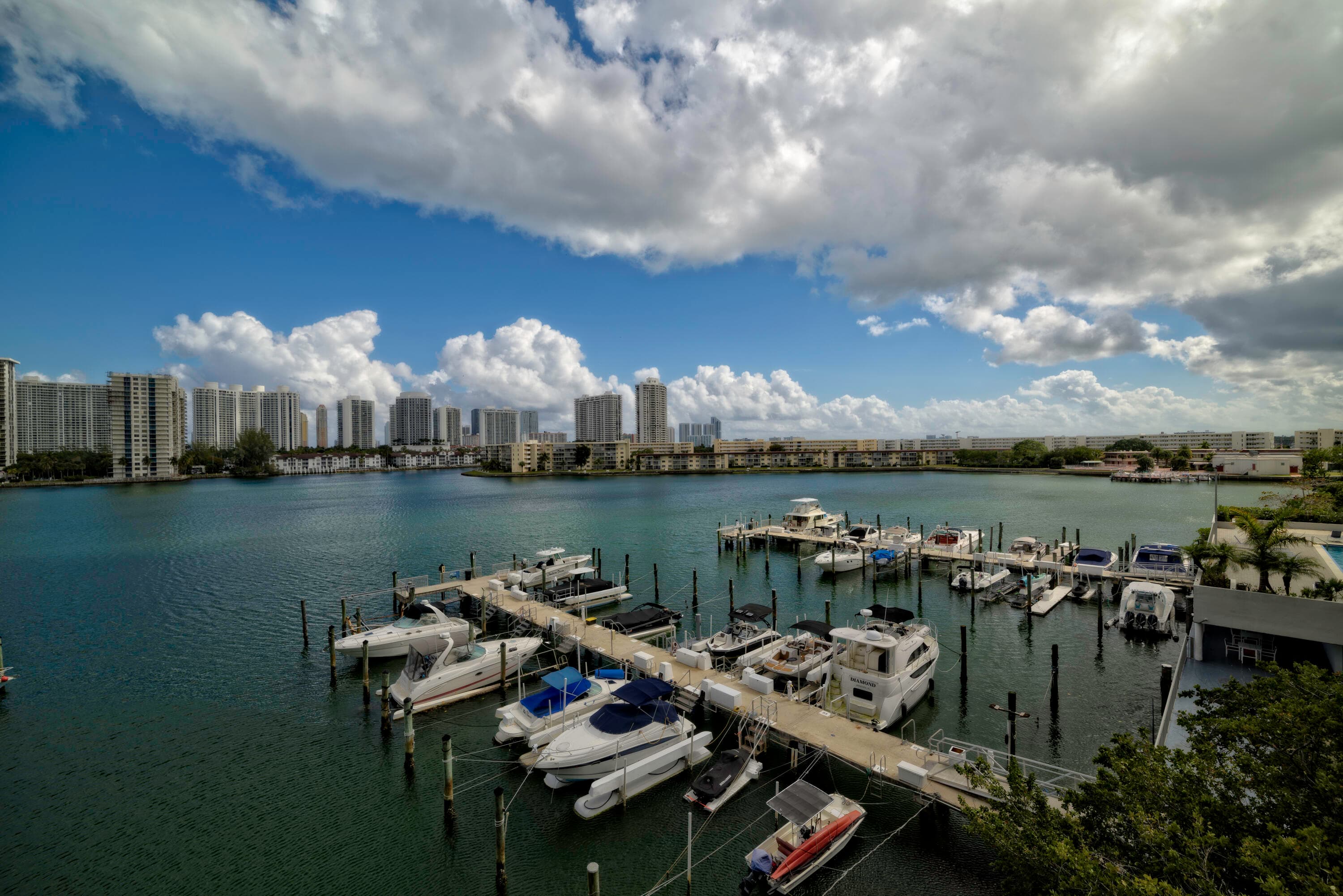 18081 Biscayne Boulevard 403, Aventura, FL 33160 23