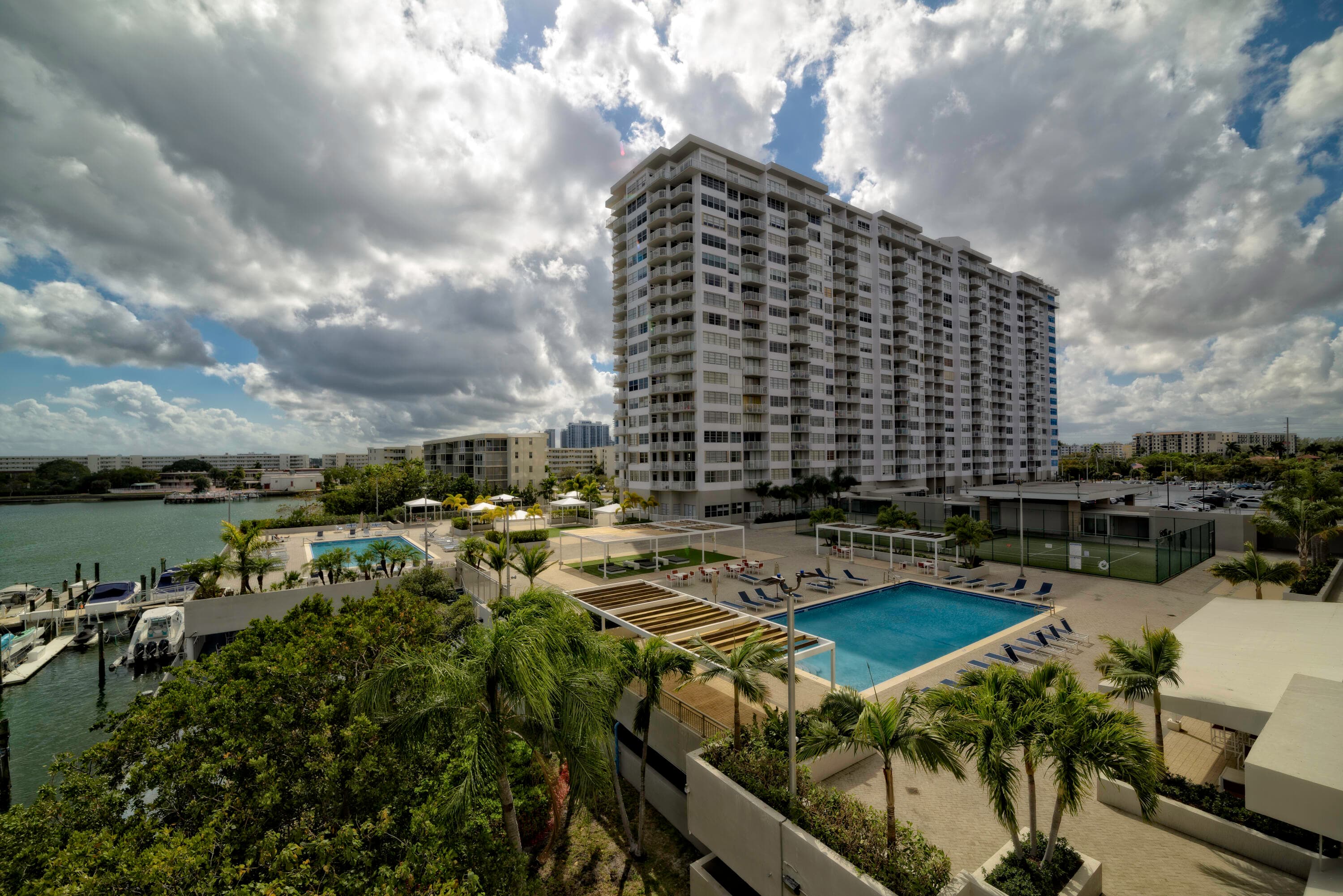 18081 Biscayne Boulevard 403, Aventura, FL 33160 8