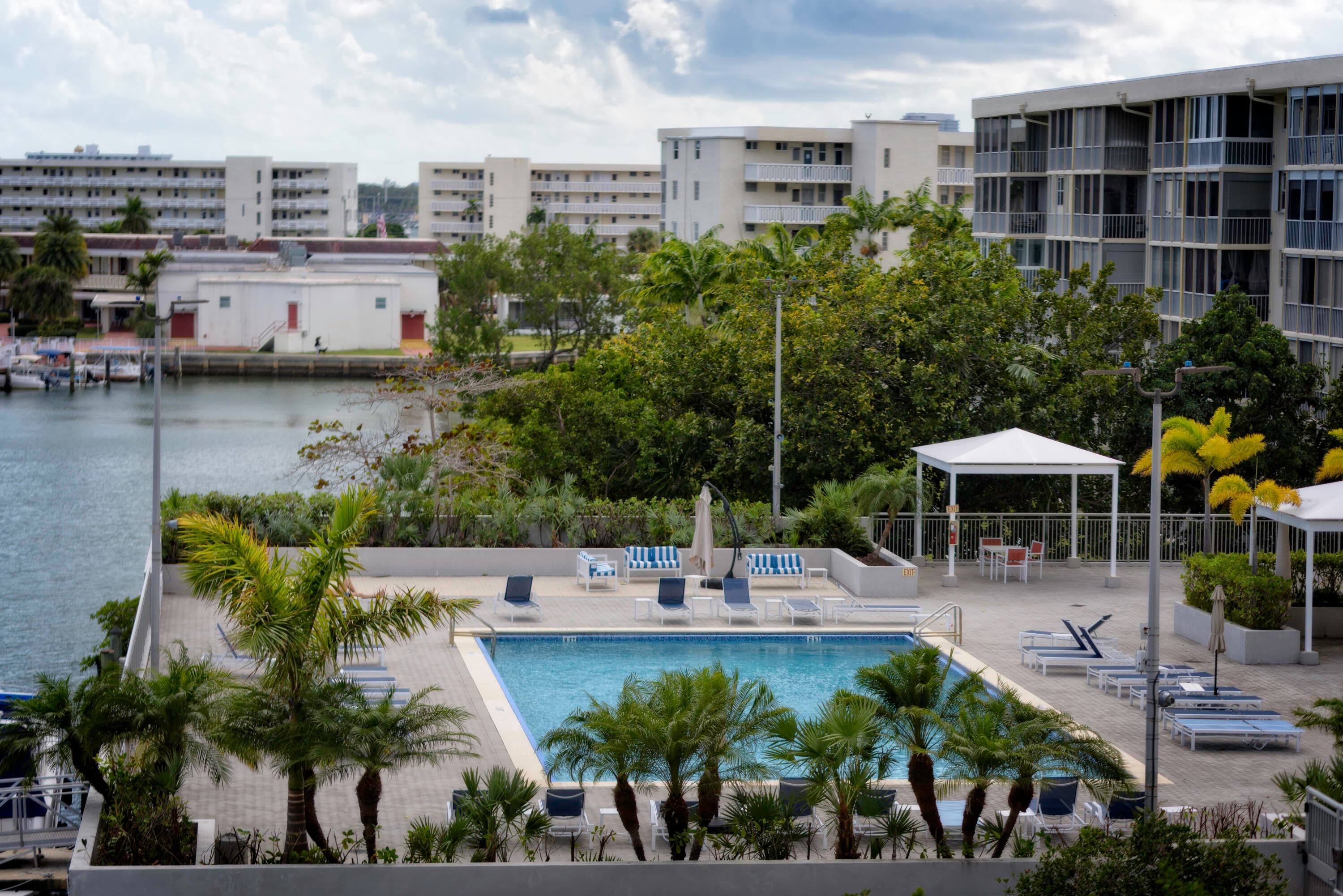 18081 Biscayne Boulevard 403, Aventura, FL 33160 29