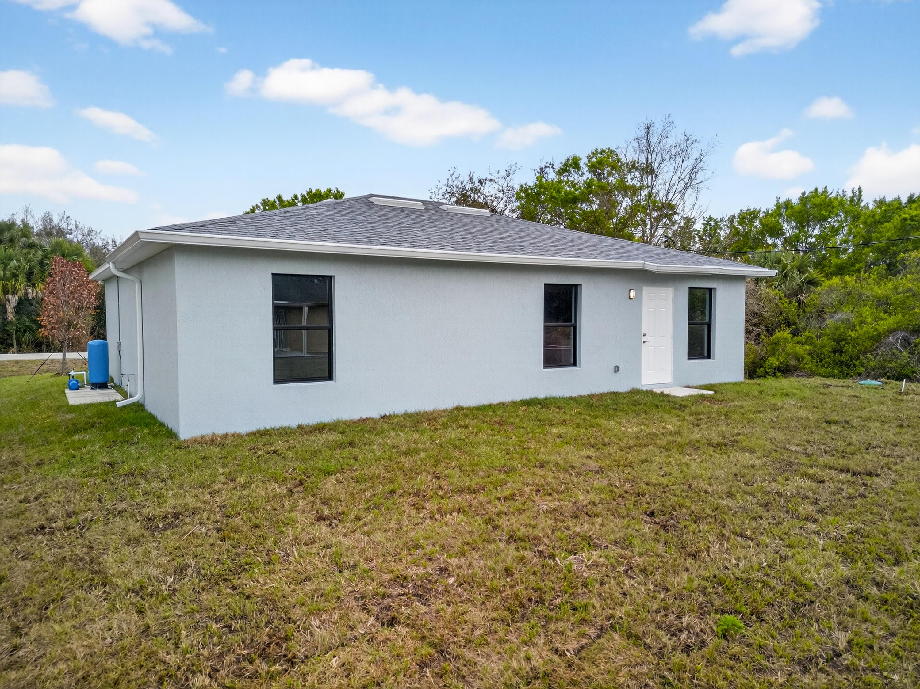 2875 NW 32nd Avenue, Okeechobee, FL 34972 24