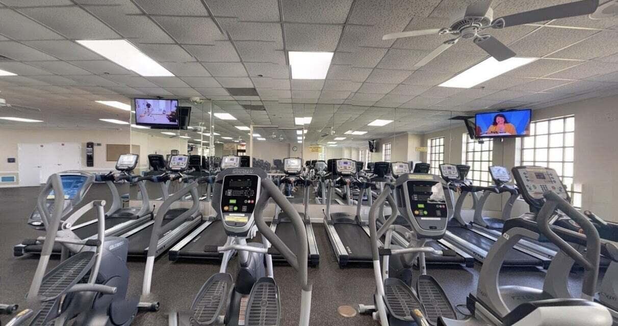 98 Ventnor E 98, Deerfield Beach, FL 33442 9