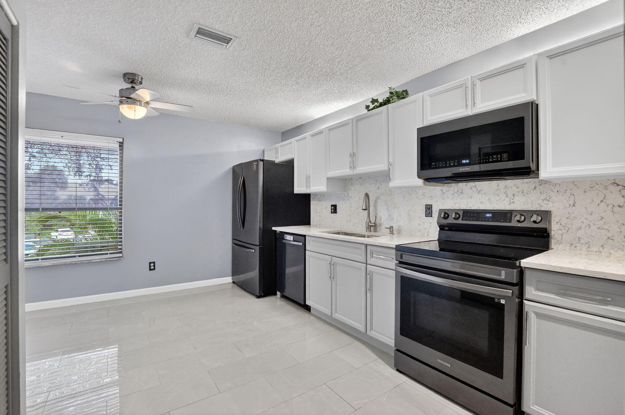 9364 Sable Ridge Circle B, Boca Raton, FL 33428 2