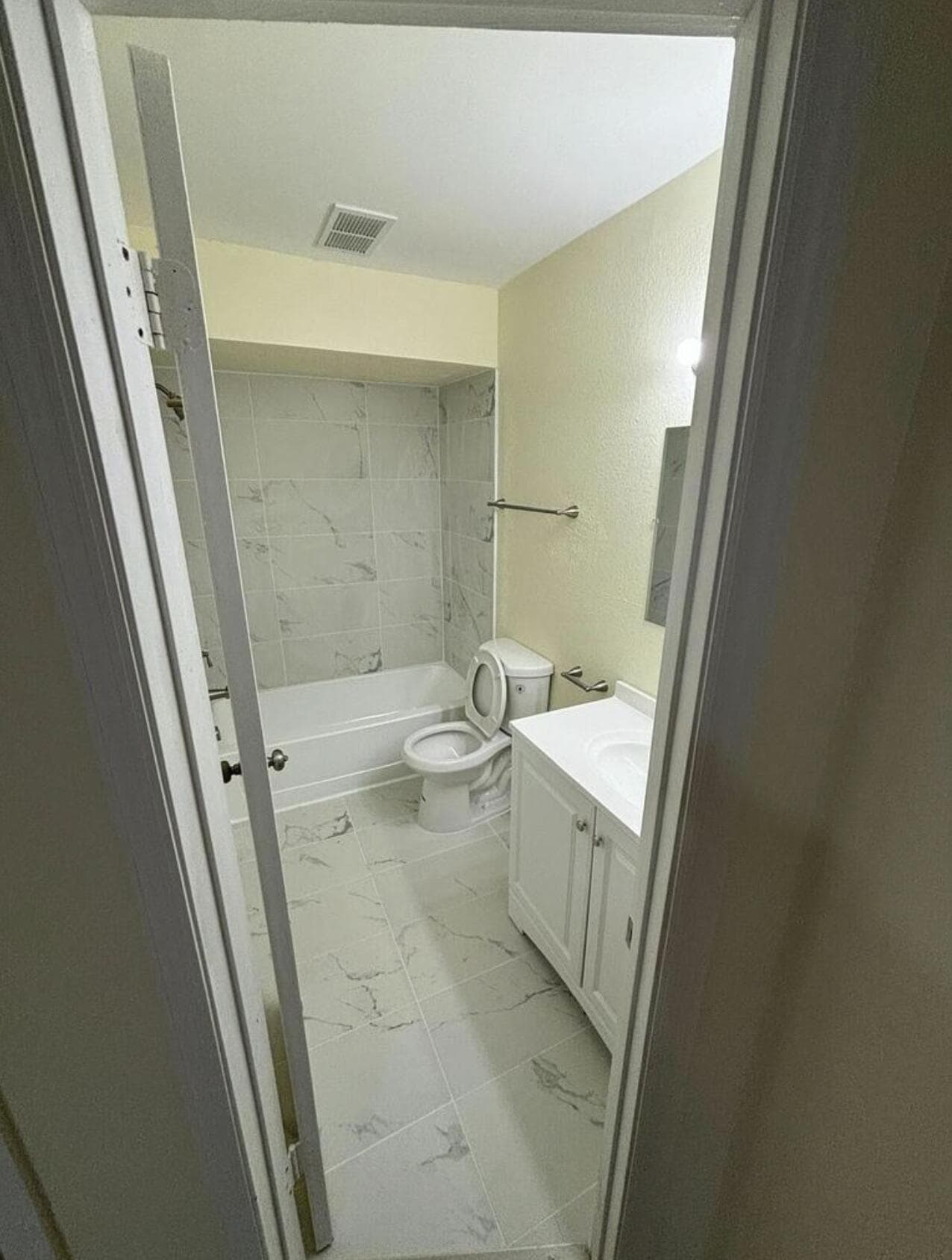 2796 S University Drive 2101, Davie, FL 33328 21