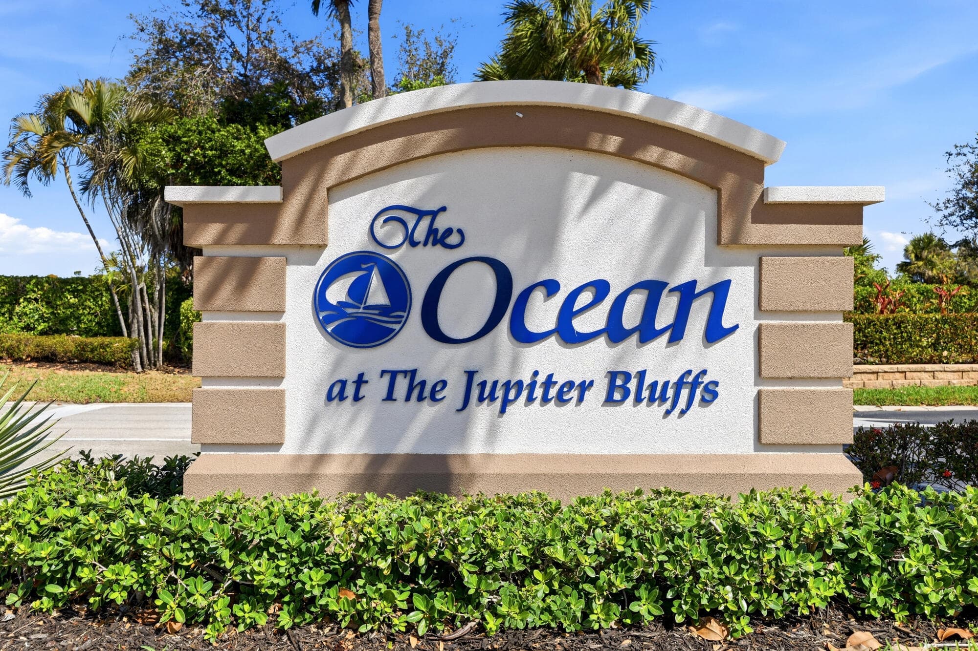 401 Ocean Bluffs Boulevard 104, Jupiter, FL 33477 2