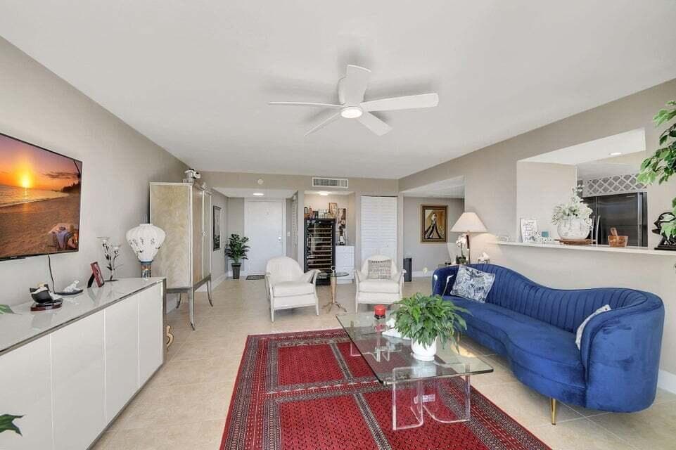 3590 S Ocean Boulevard 104, South Palm Beach, FL 33480 3