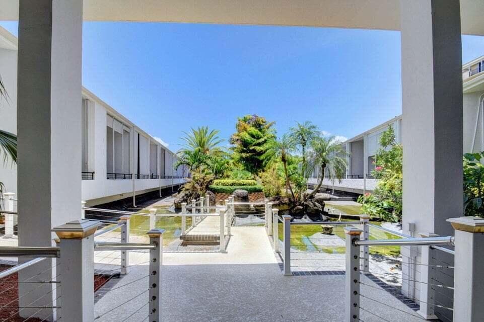 3590 S Ocean Boulevard 104, South Palm Beach, FL 33480 53