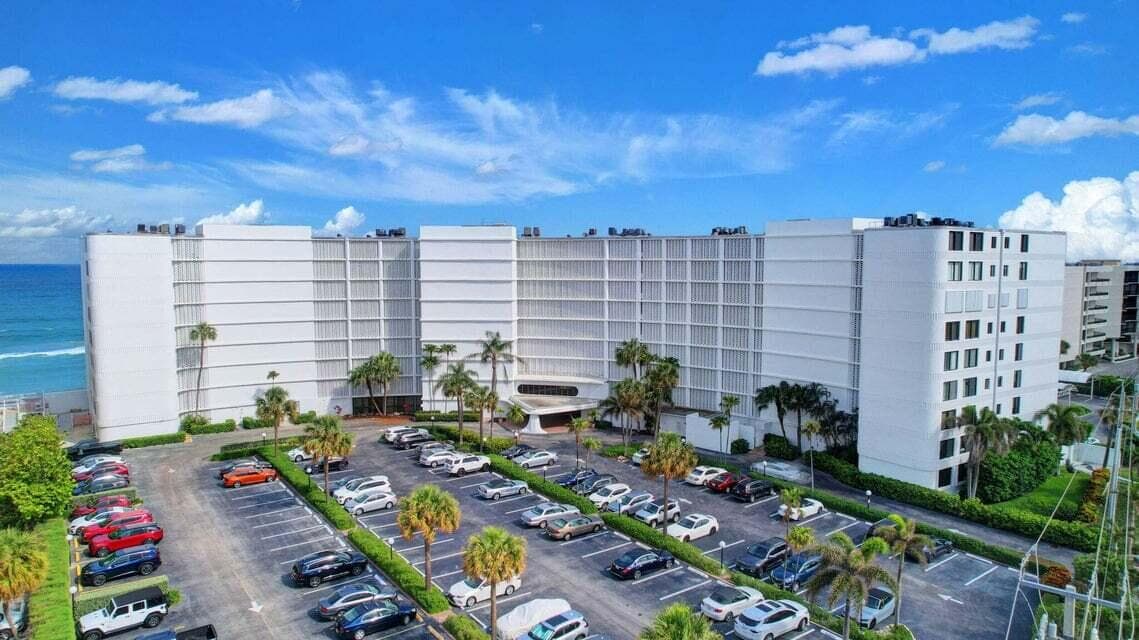 3590 S Ocean Boulevard 104, South Palm Beach, FL 33480 41
