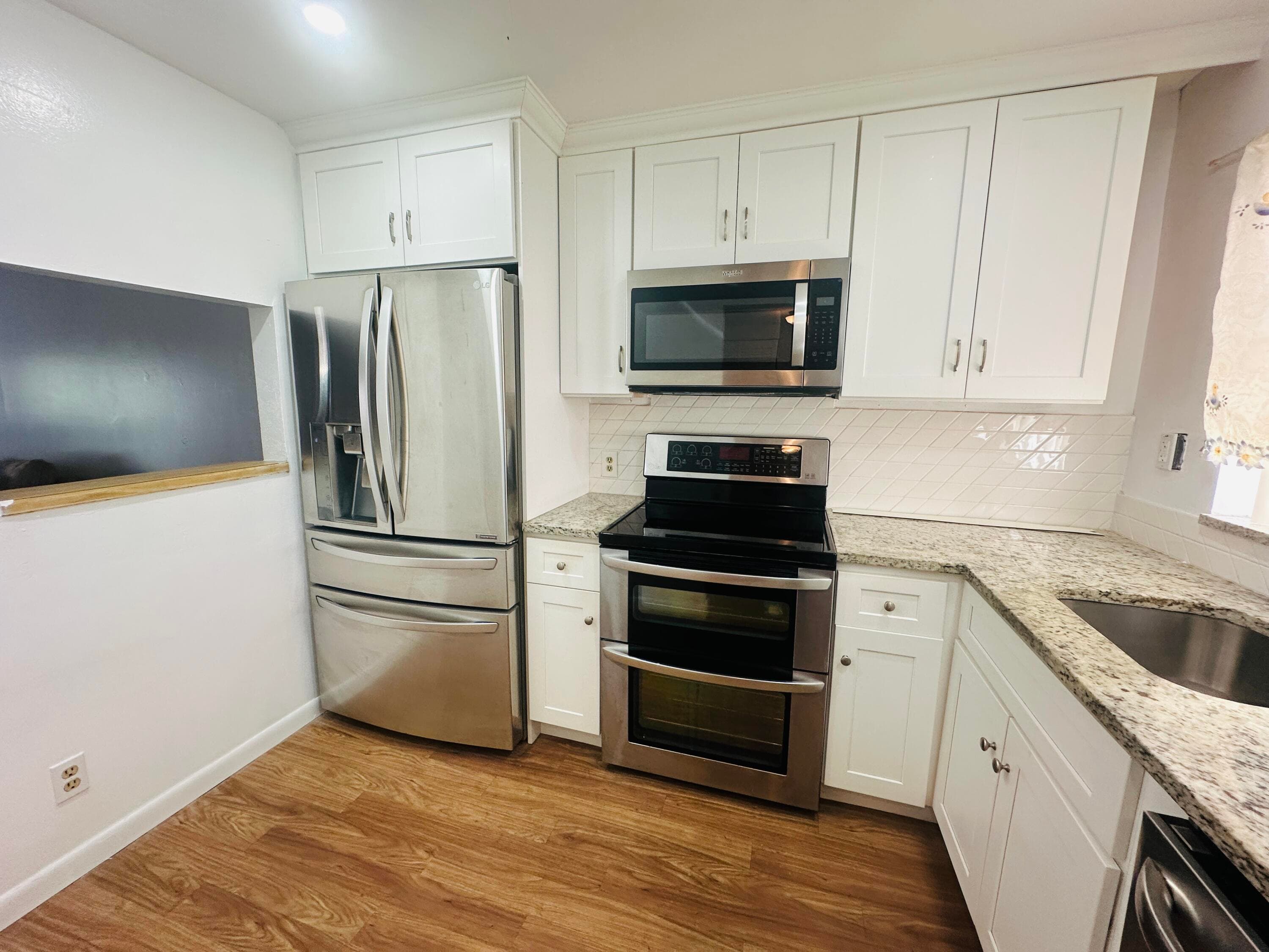 9900 Sunrise Lakes Boulevard 201, Sunrise, FL 33322 3