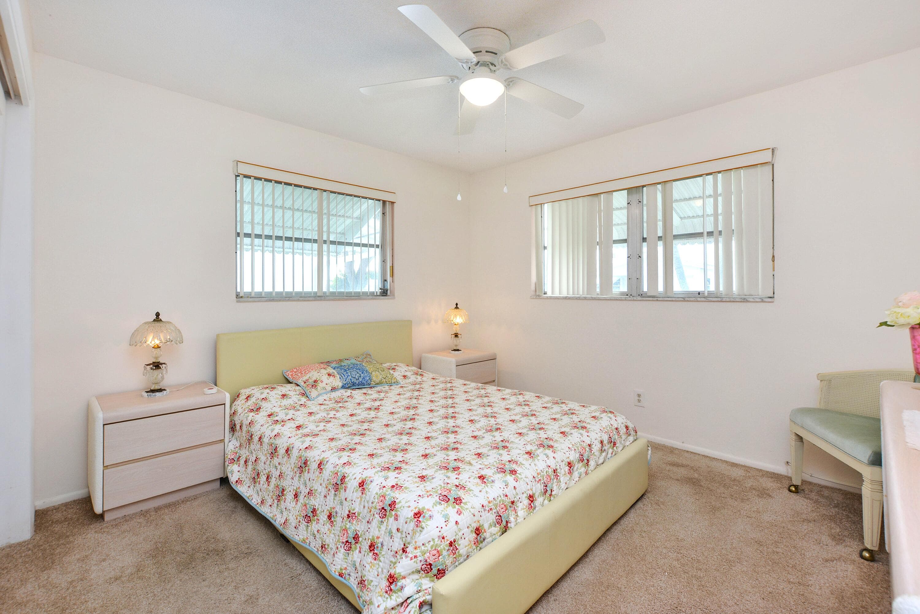 1005 Siesta Avenue, Boynton Beach, FL 33426 6