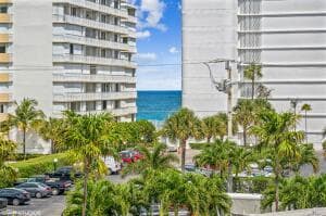 3589 S Ocean Boulevard 402, South Palm Beach, FL 33480