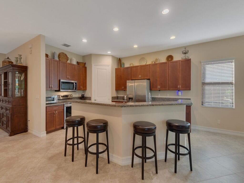 4338 56th Lane, Vero Beach, FL 32967 4
