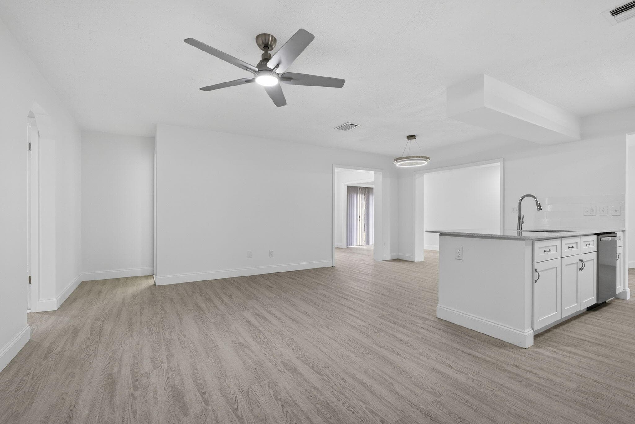 129 Bilbao Street, Royal Palm Beach, FL 33411 17