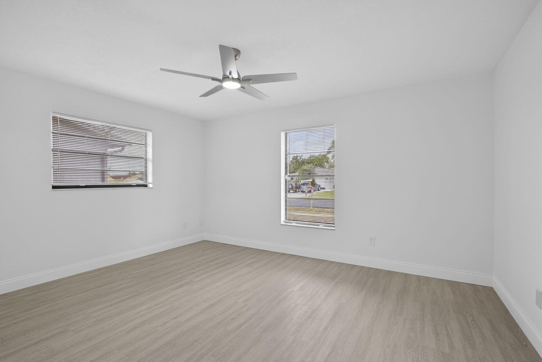 129 Bilbao Street, Royal Palm Beach, FL 33411 18