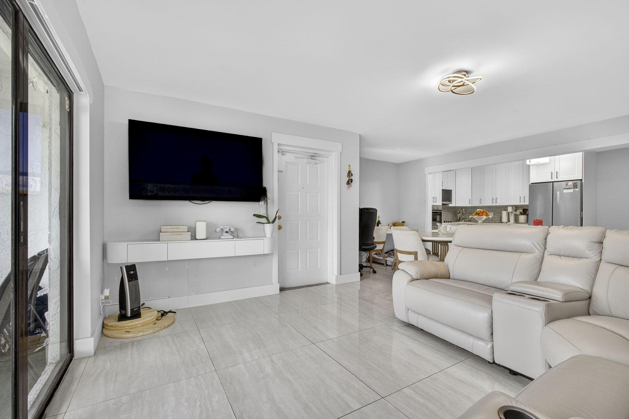 1115 Green Pine Boulevard D2, West Palm Beach, FL 33409 4
