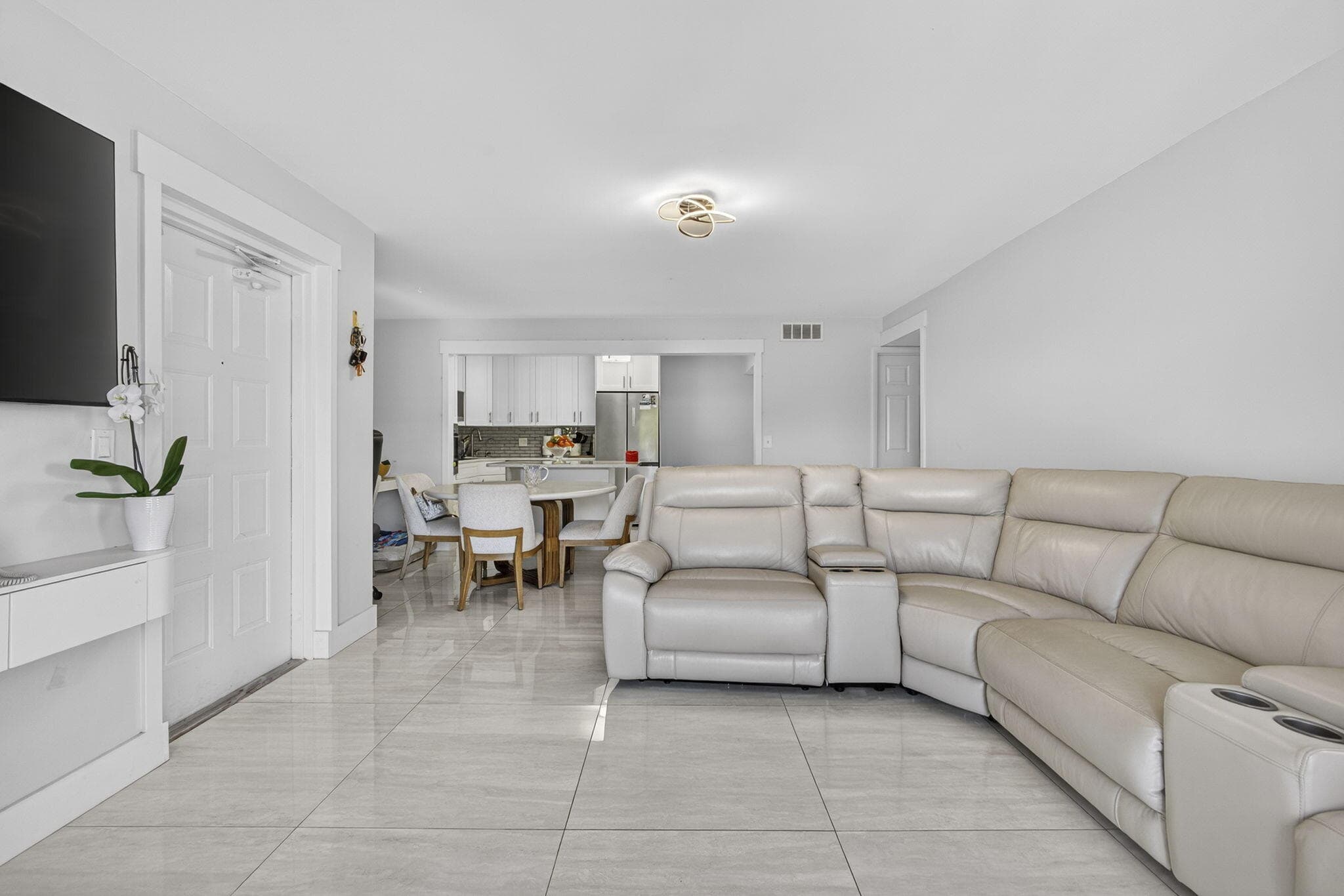 1115 Green Pine Boulevard D2, West Palm Beach, FL 33409 5