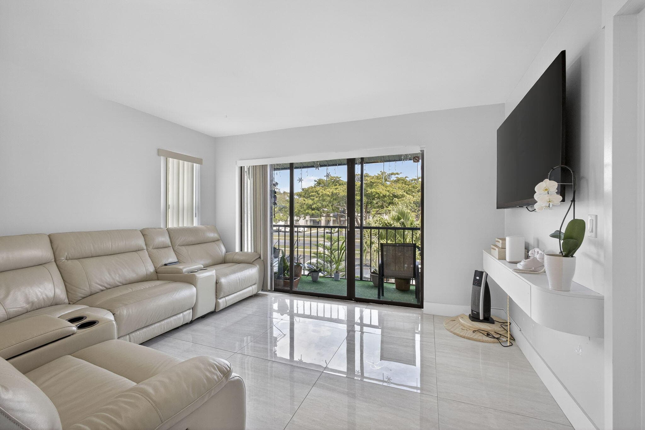 1115 Green Pine Boulevard D2, West Palm Beach, FL 33409 13