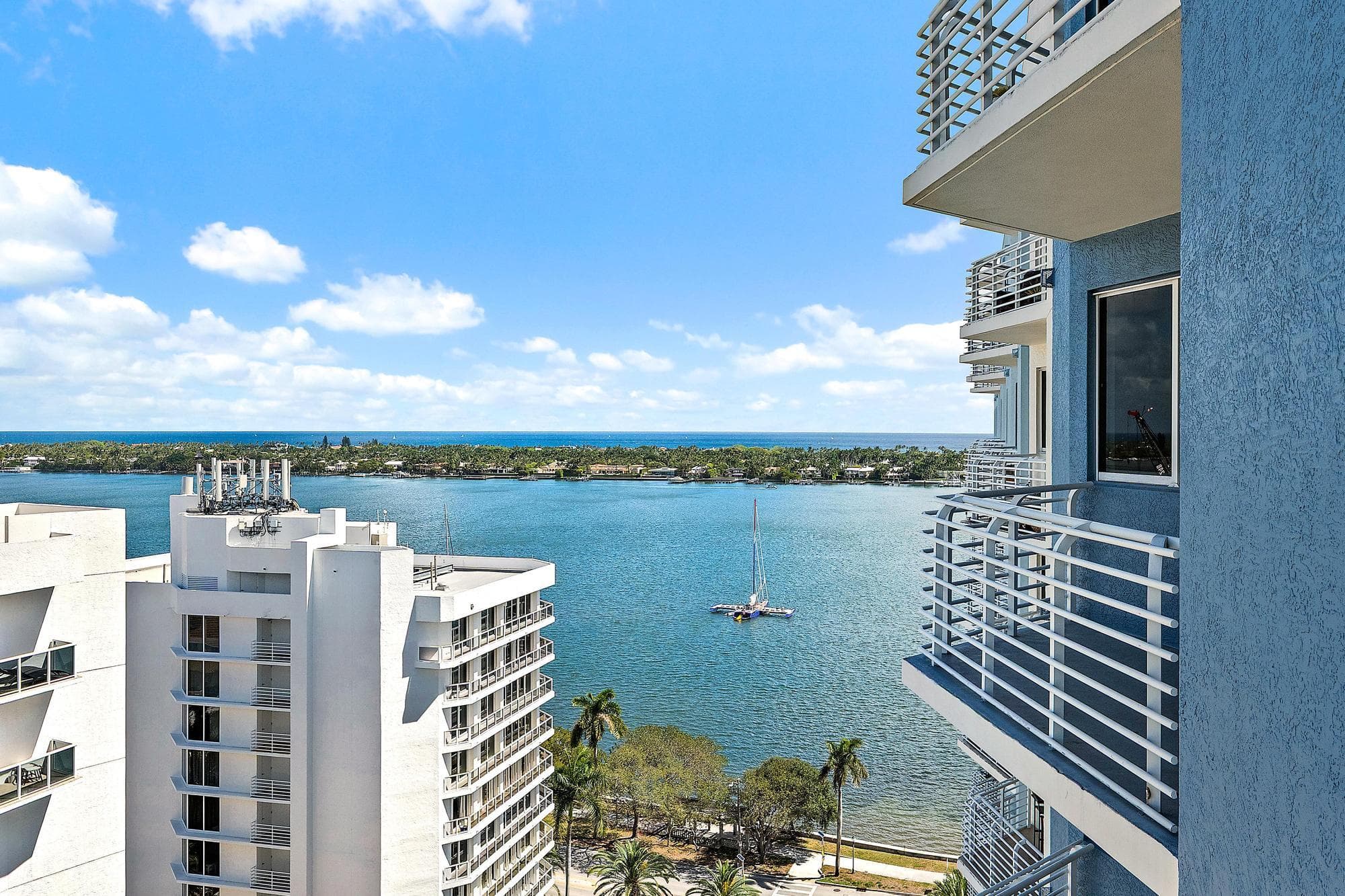 1551 N Flagler Drive Ph L7, West Palm Beach, FL 33401 17