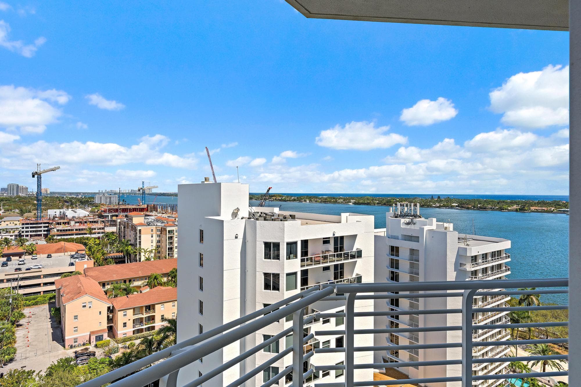 1551 N Flagler Drive Ph L7, West Palm Beach, FL 33401 18