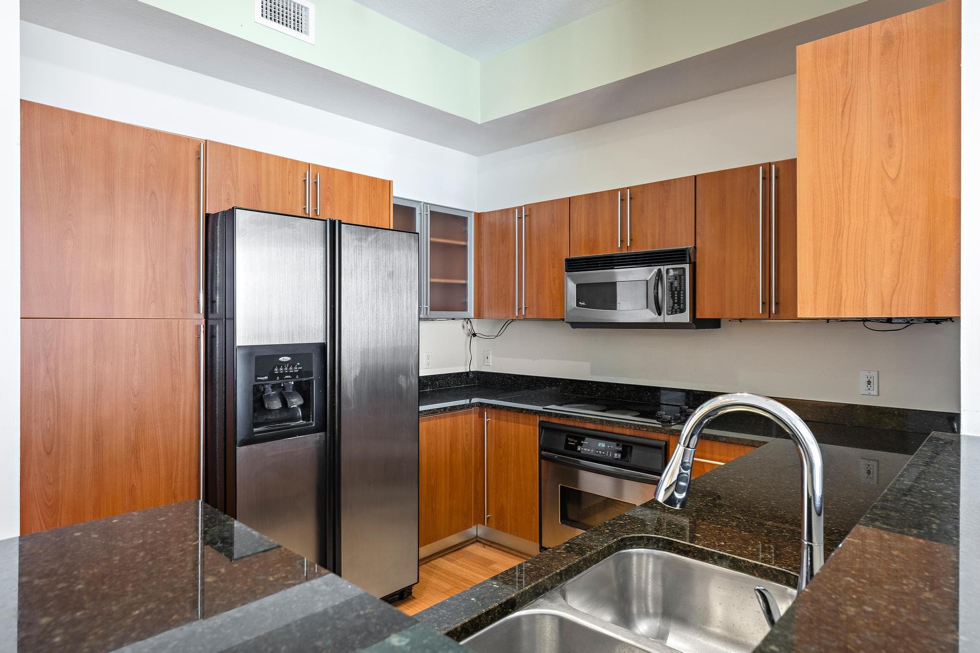 1551 N Flagler Drive Ph L7, West Palm Beach, FL 33401 5