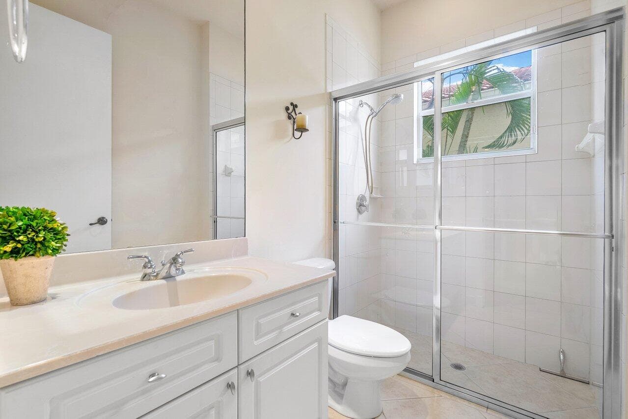 108 Via Condado Way, Palm Beach Gardens, FL 33418 23