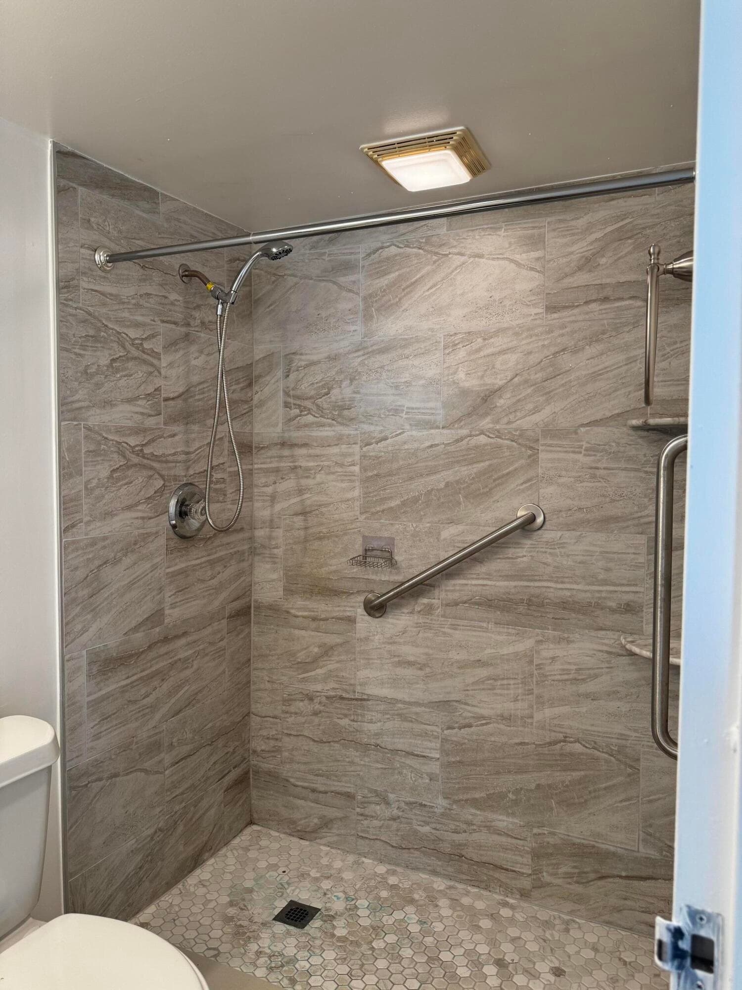 103 Saxony C, Delray Beach, FL 33446 11