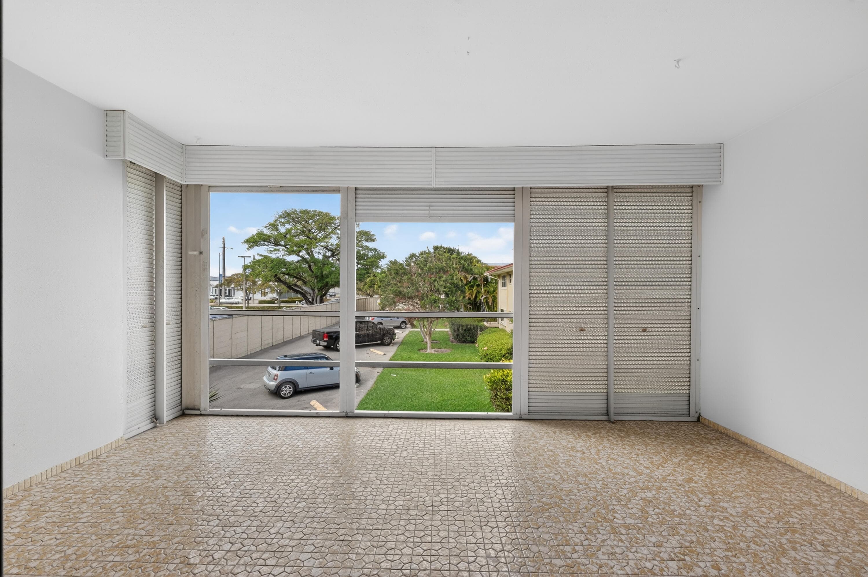 2134 NE 36th Street 82, Lighthouse Point, FL 33064 17