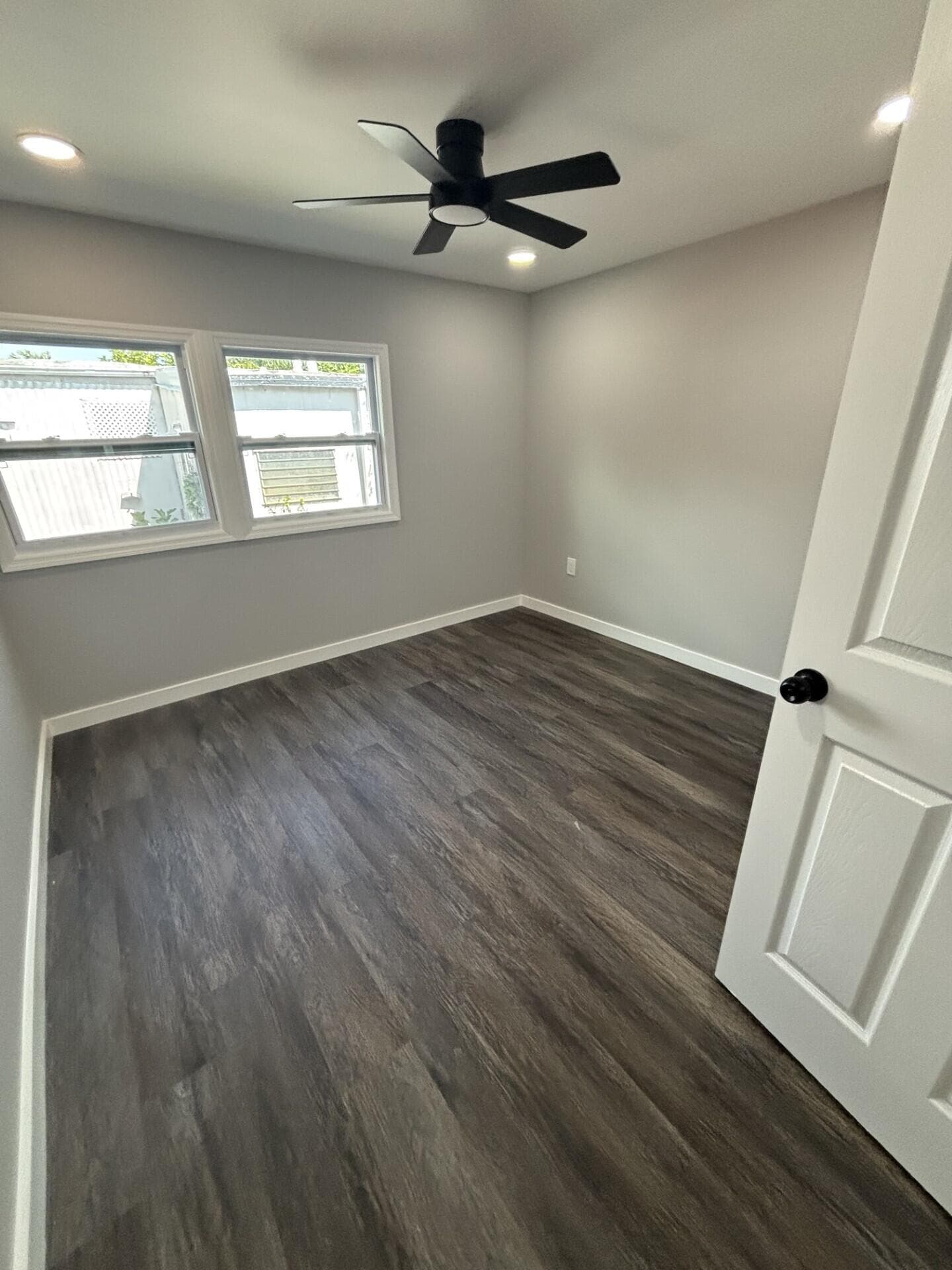 5010 NW 2nd Avenue NW, Deerfield Beach, FL 33064 23