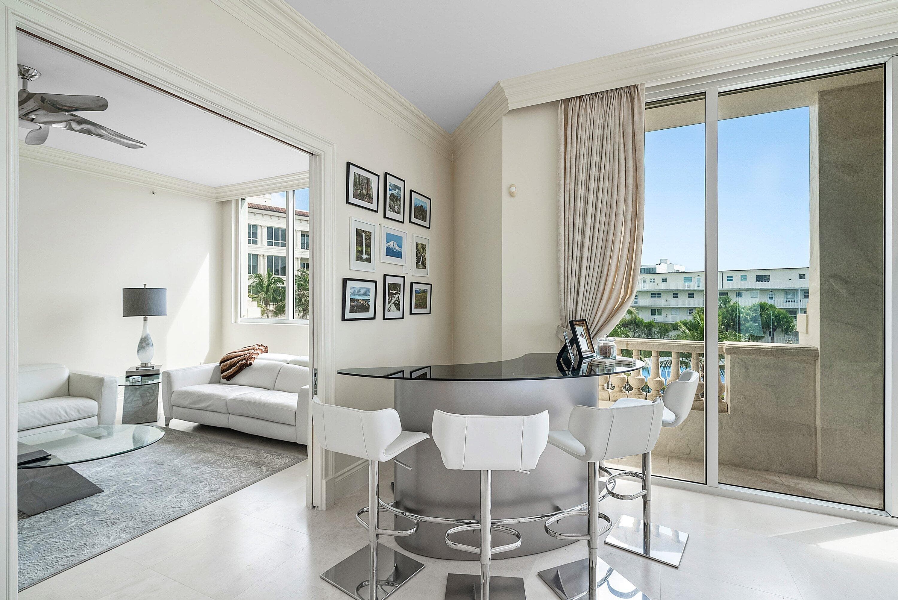 3000 S Ocean Boulevard 402, Palm Beach, FL 33480 3