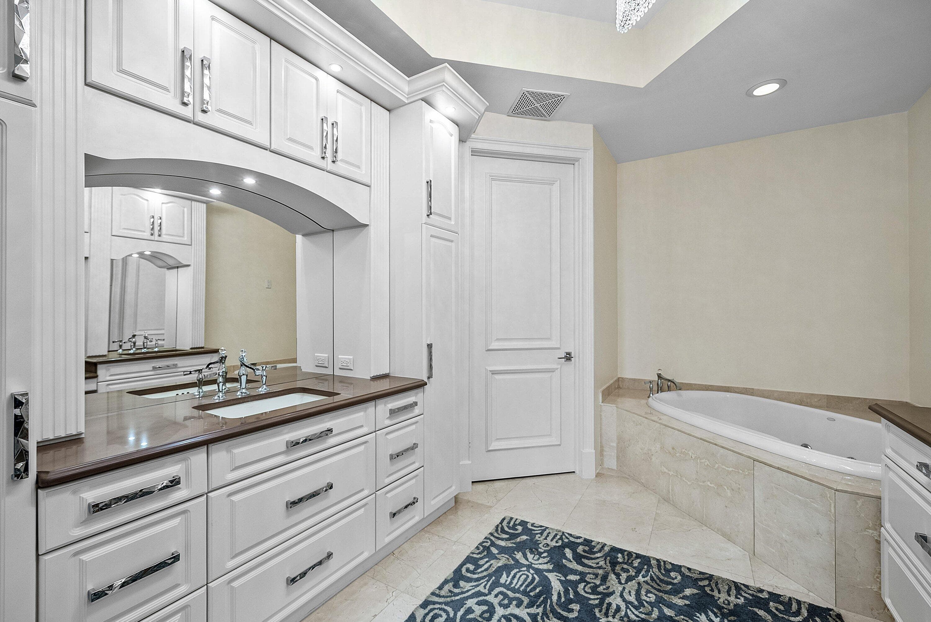 3000 S Ocean Boulevard 402, Palm Beach, FL 33480 8