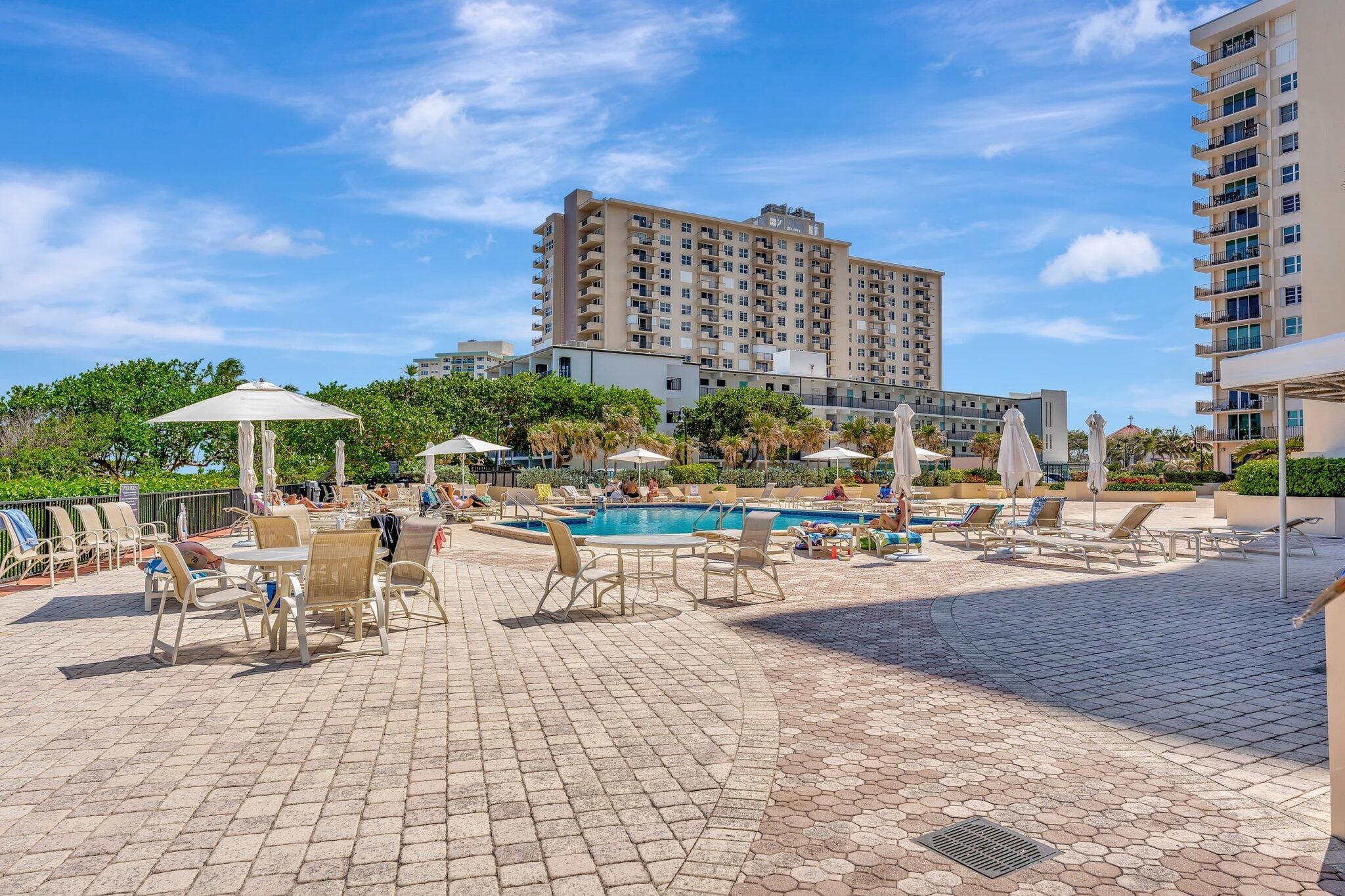 1900 S Ocean Boulevard 8g, Lauderdale-By-The-Sea, FL 33062 32