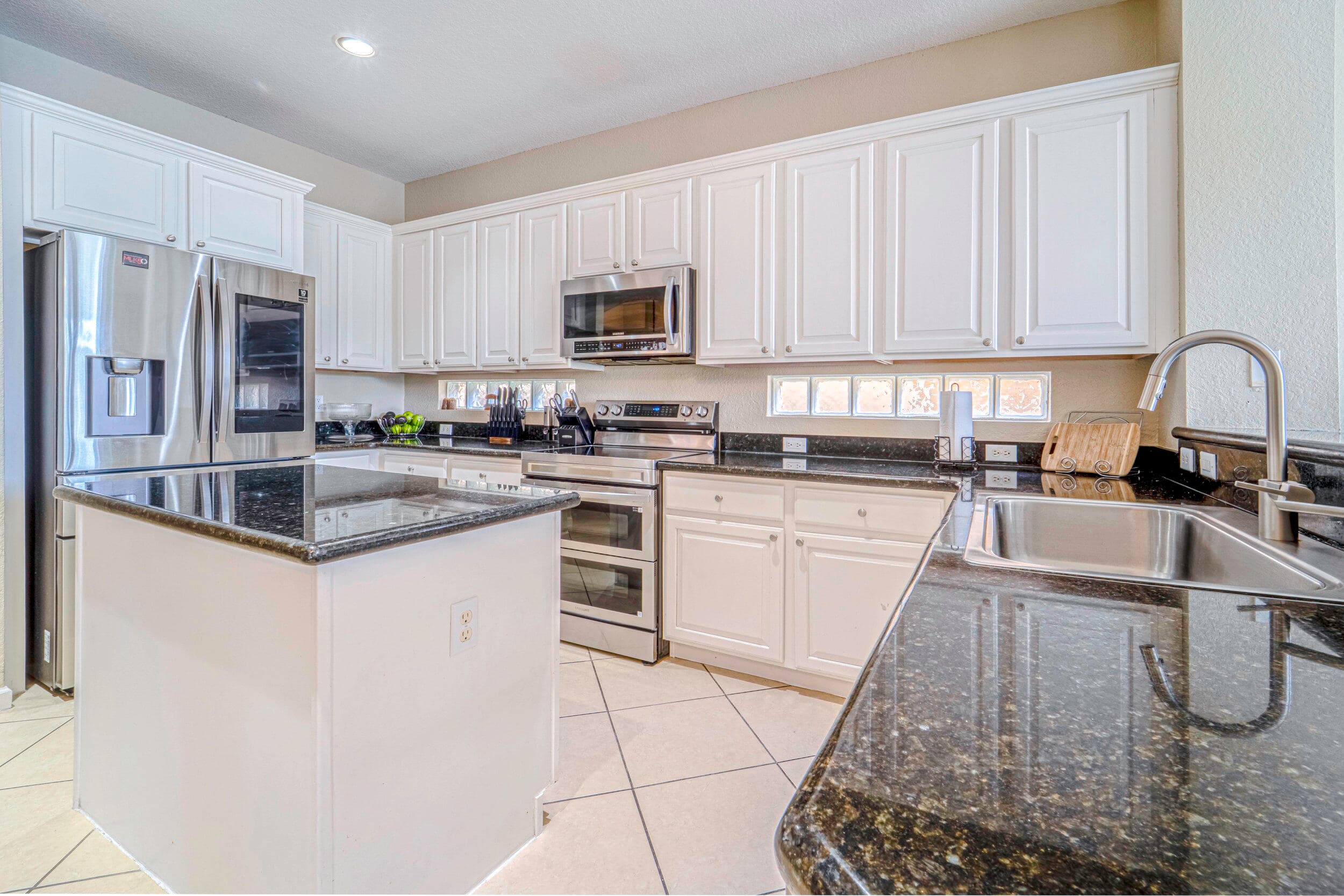 6770 Aliso Avenue, West Palm Beach, FL 33413 9