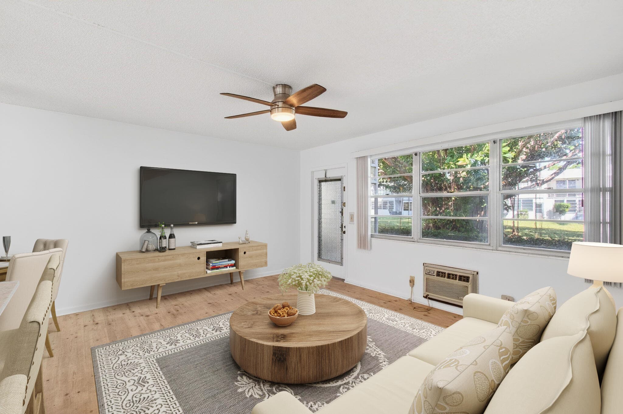 247 Ventnor R, Deerfield Beach, FL 33442 5